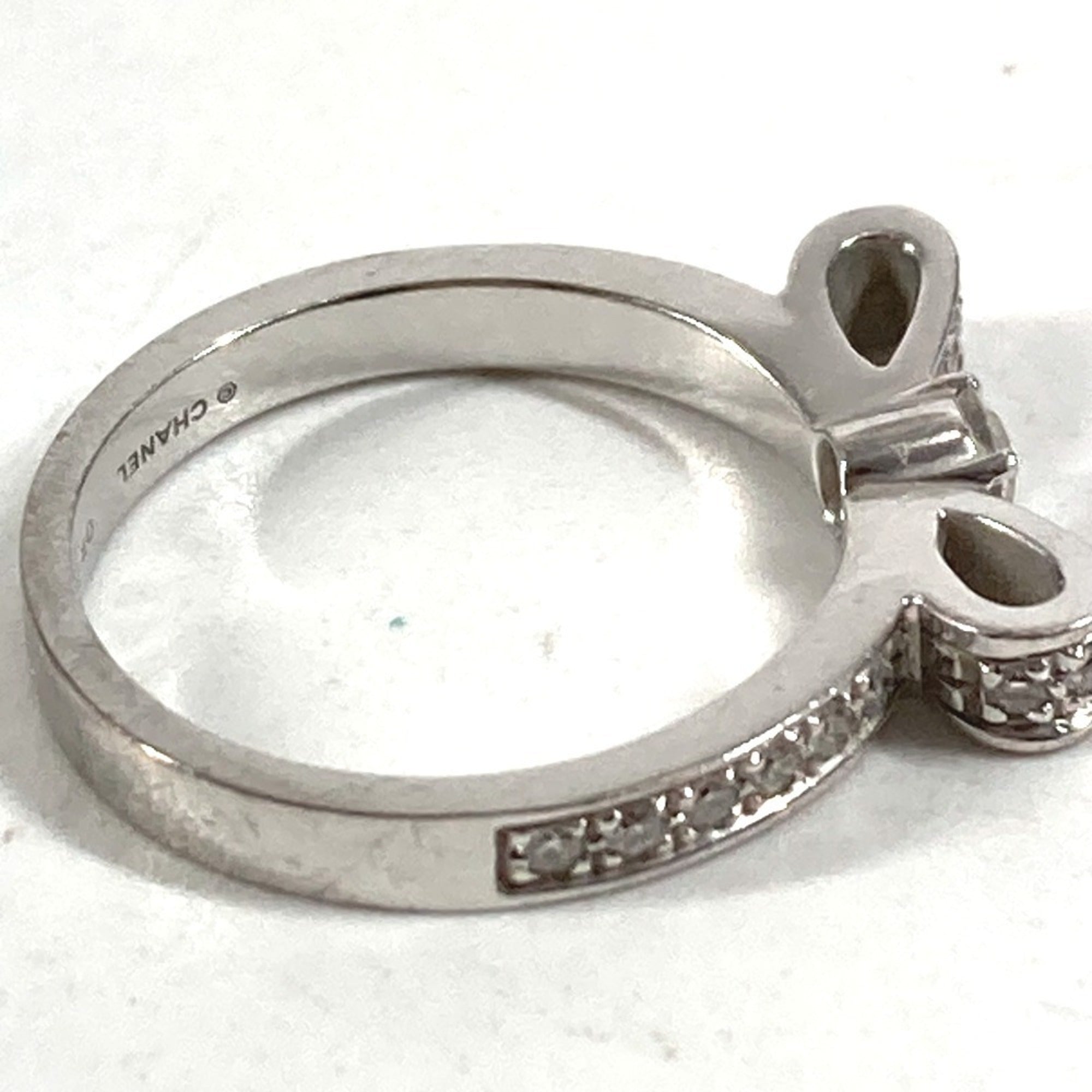 Chanel White Gold (18K) Band Ring (Pre-Owned)