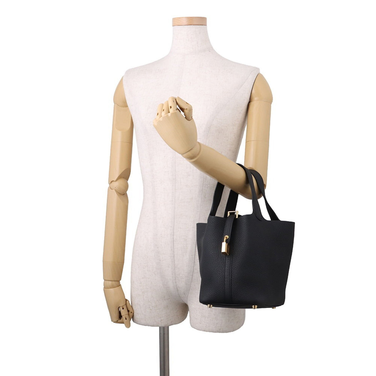 Hermes Picotin Black Taurillon Clemence Leather Handbag (Pre-Owned)