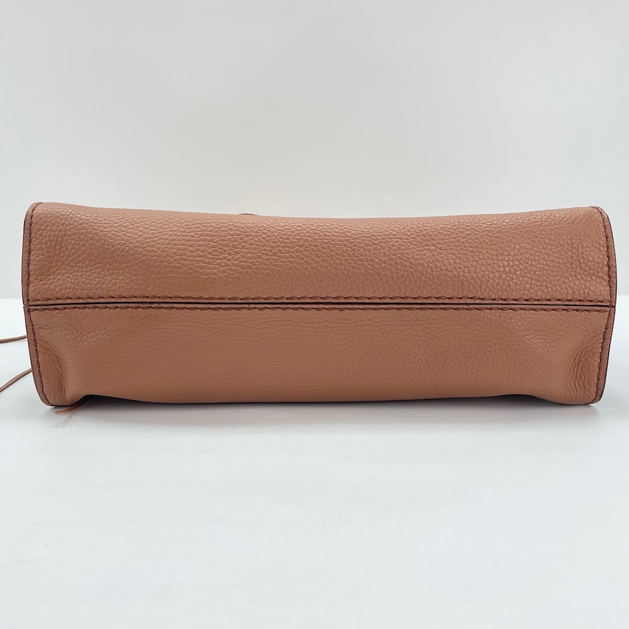 Tod's Pink Shoulder Bag (Pre-Owned)
