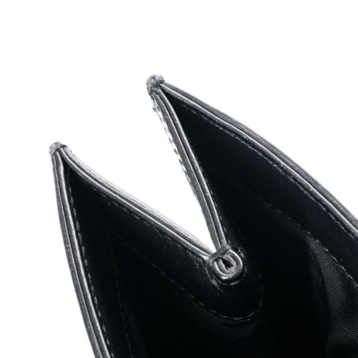 Gucci Gg Plus Black Gg Supreme Leather Tote Bag (Pre-Owned)