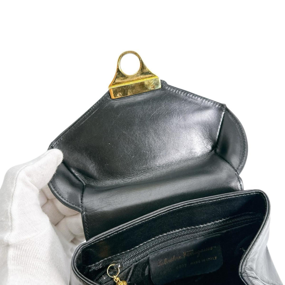Salvatore Ferragamo Black Leather Backpack (Pre-Owned)