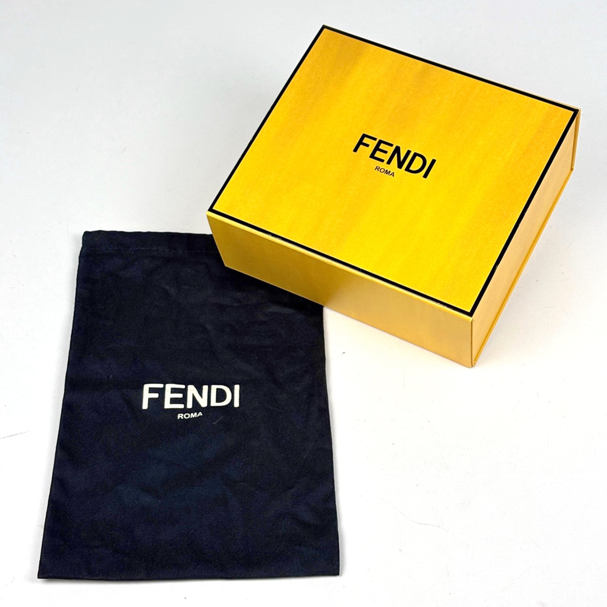 Fendi Black Leather Handbag (Pre-Owned)