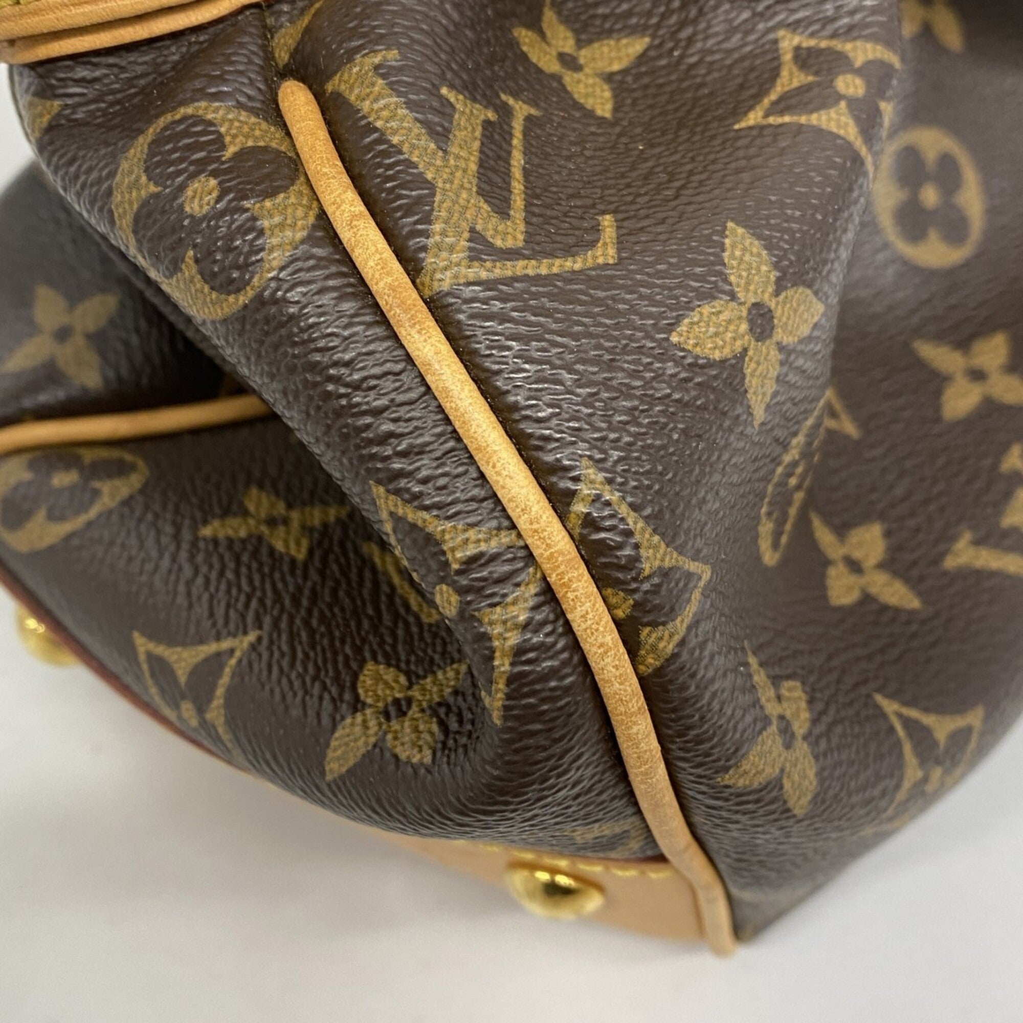 Louis Vuitton Brown Handbag (Pre-Owned)