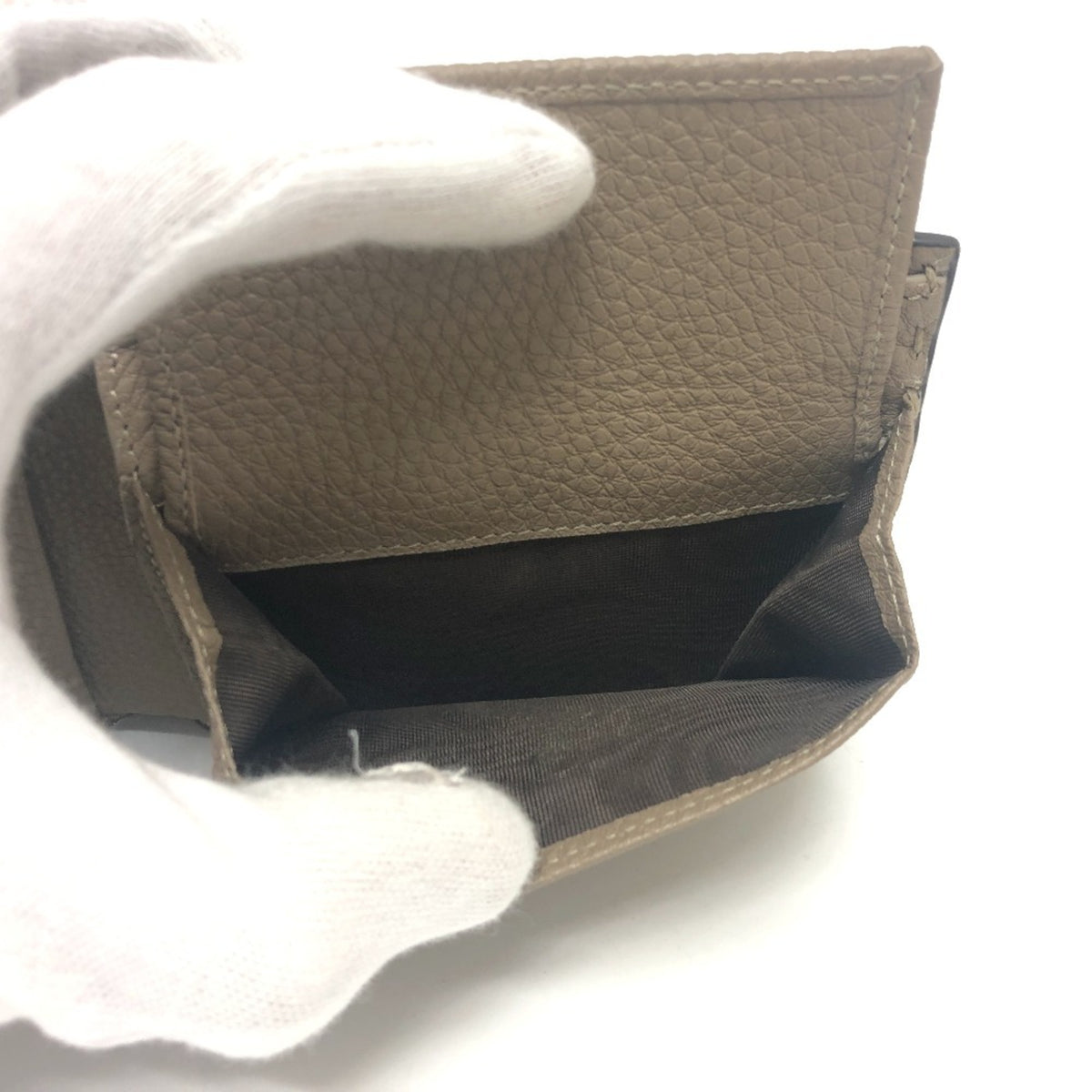 Fendi Gray Leather Wallet (Bi-Fold) (Pre-Owned)