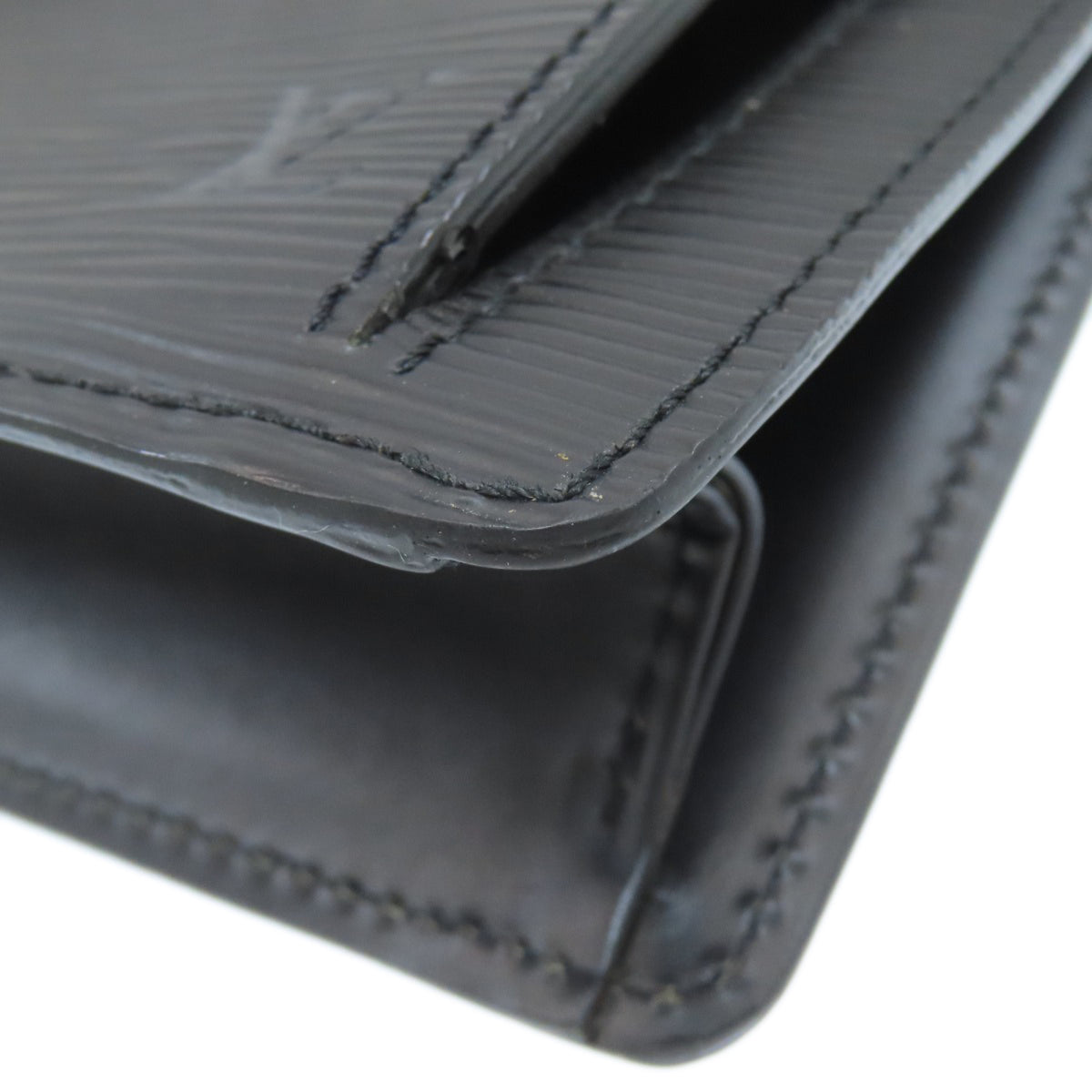 Louis Vuitton Noir Epi Leather Clutch Bag Pochette (Pre-Owned)