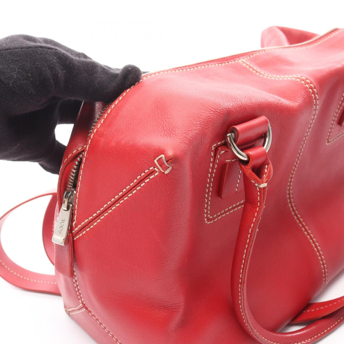 Tod's Red Color Leather Handbag Tote Bag (Pre-Owned)