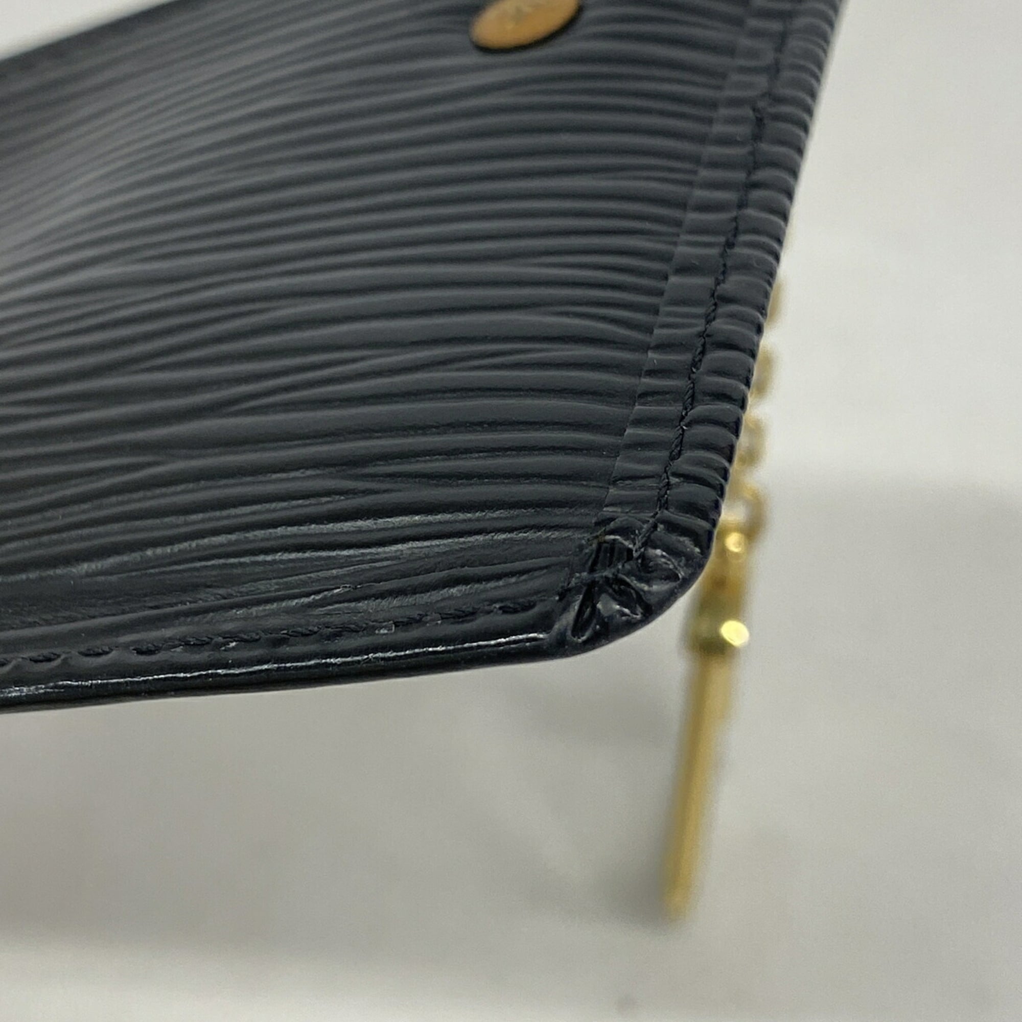 Louis Vuitton Noir Coin Purse/Coin Case (Pre-Owned)