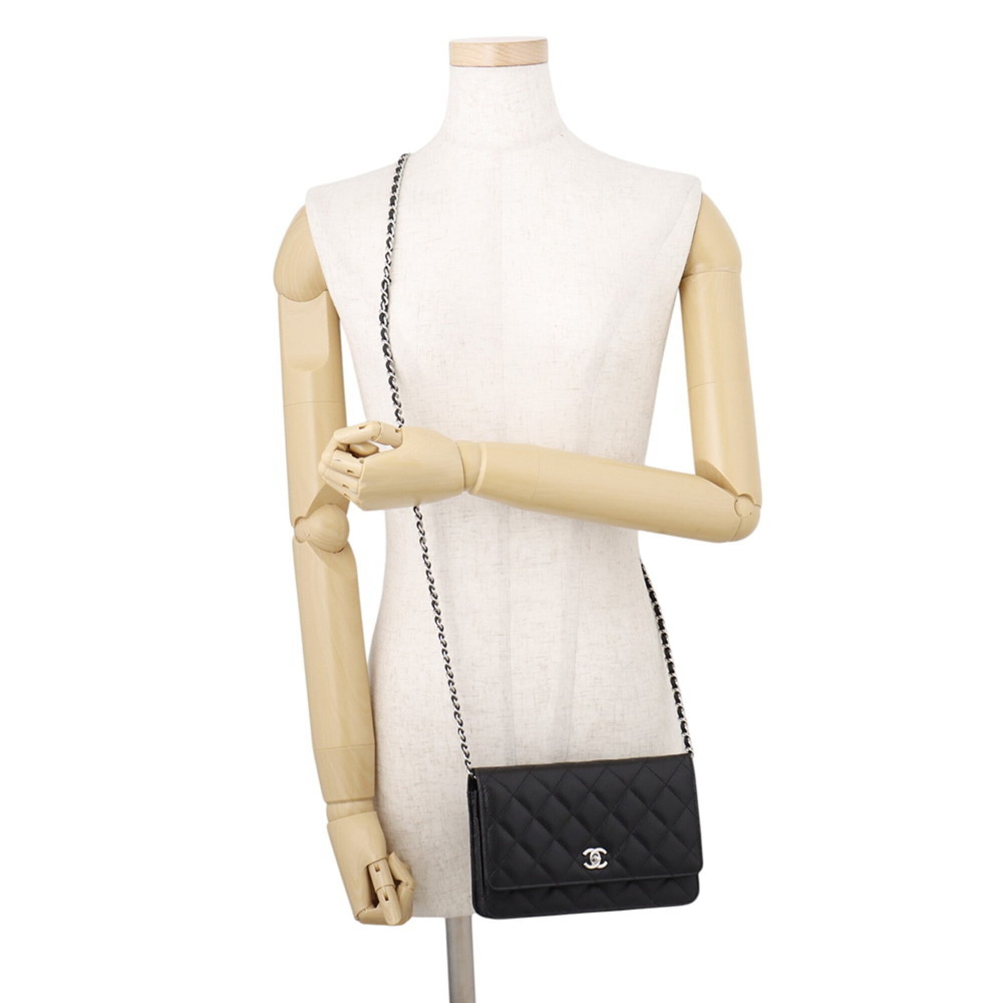 Chanel Matelasse Black Grained Calfskin Chain/Shoulder Wallet (Pre-Owned)