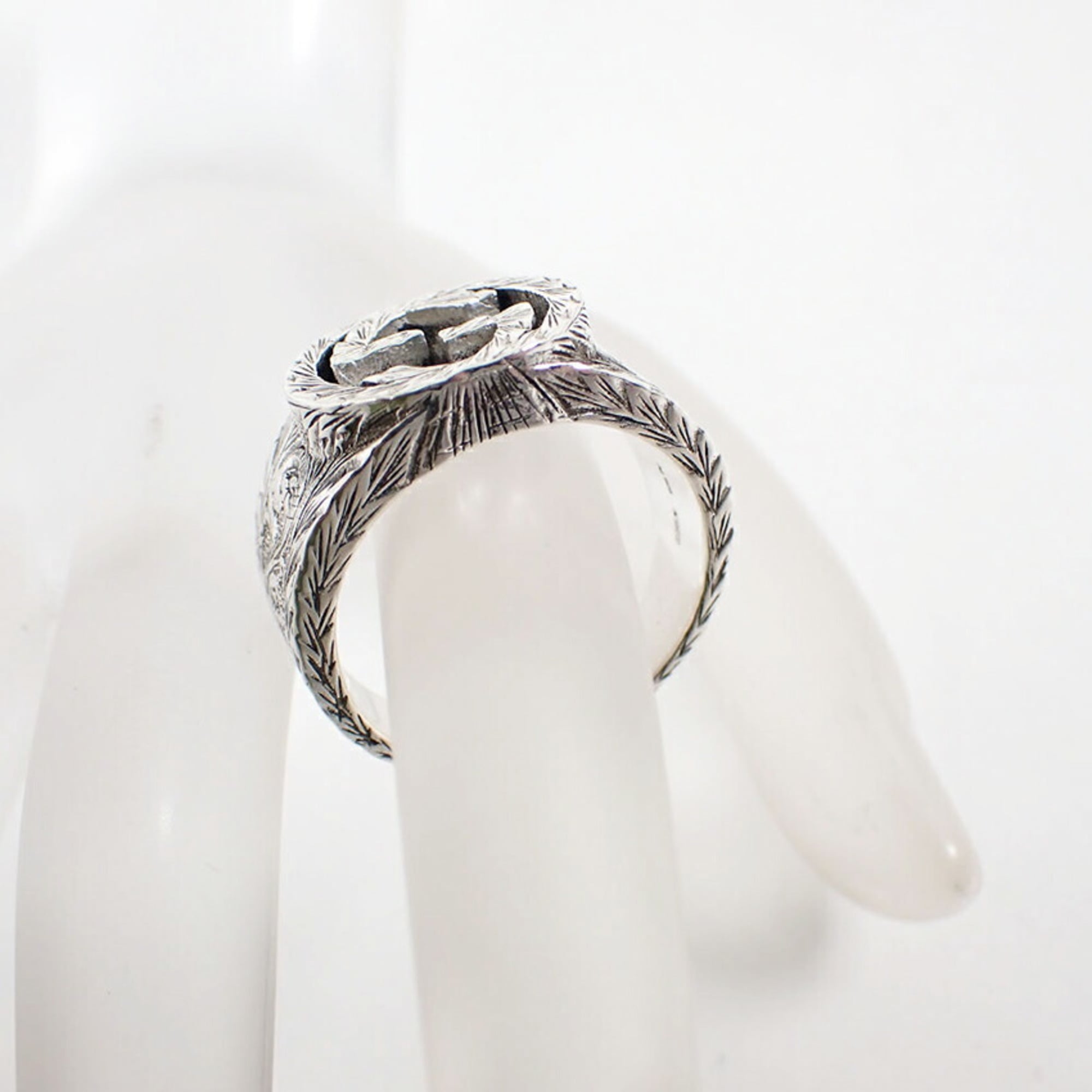 Gucci Sterling Silver 925 Band Ring (Pre-Owned)