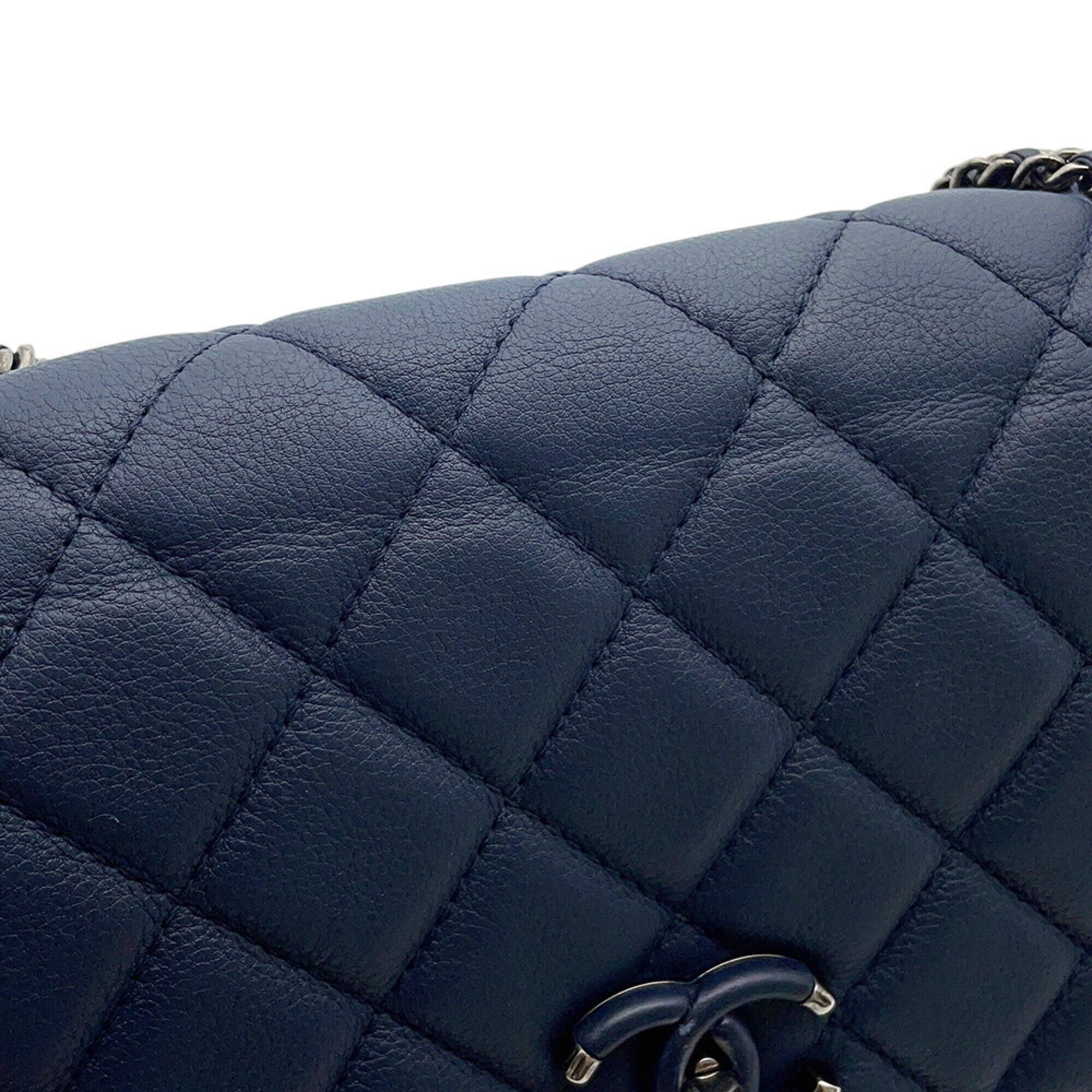 Chanel Navy Leather Handbag Shoulder Bag (Pre-Owned)