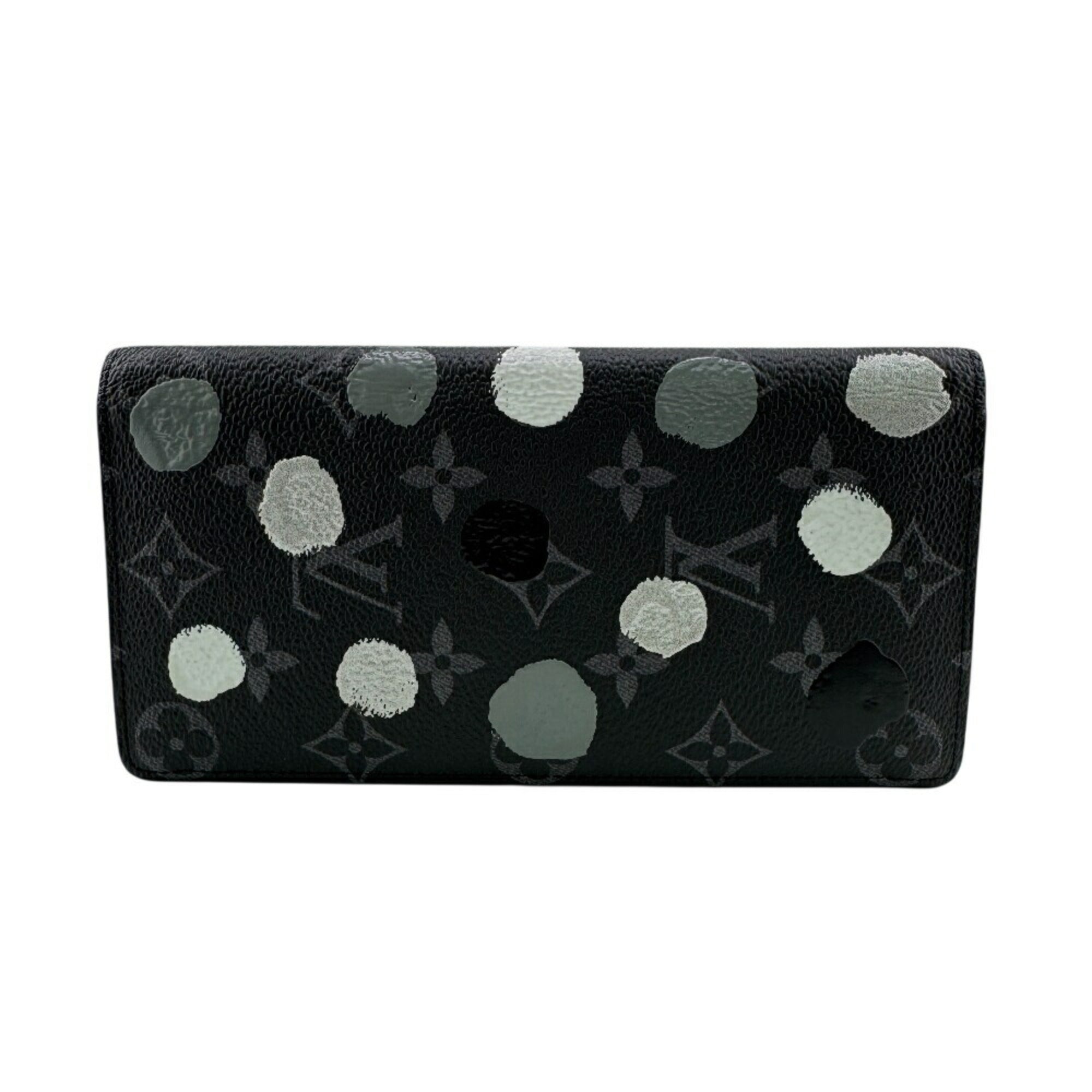 Louis Vuitton Black Leather (Pre-Owned)