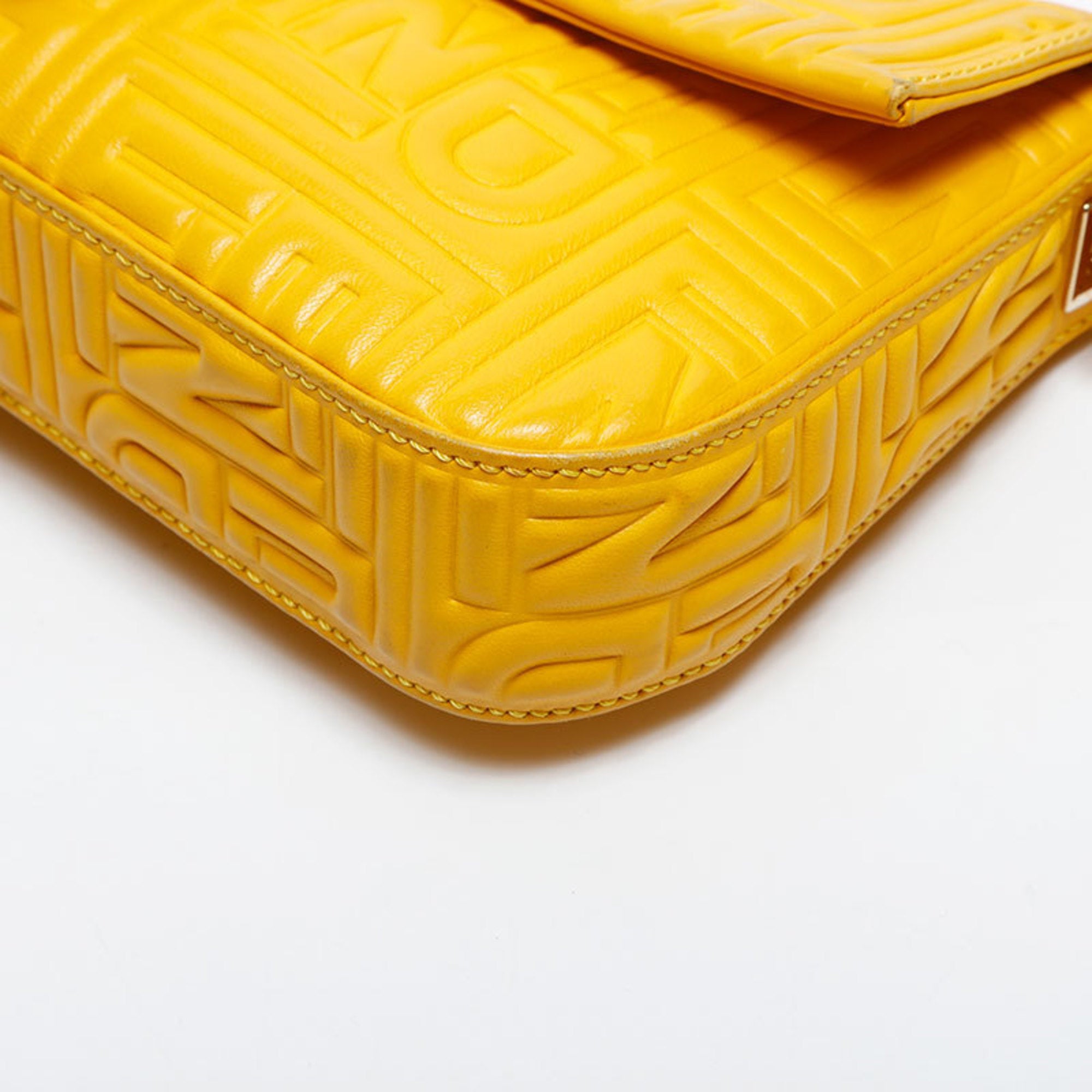 Fendi Yellow Leather Shoulder Bag (Pre-Owned)