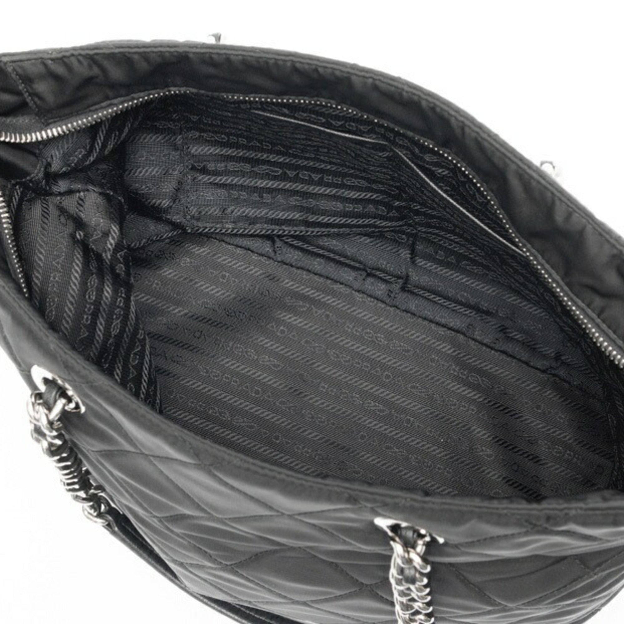 Prada Black Nylon Tote Bag (Pre-Owned)
