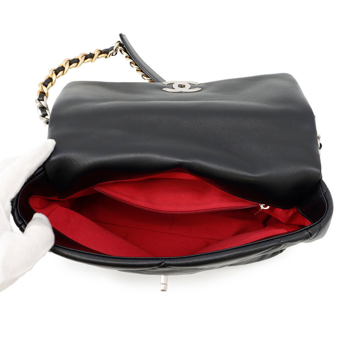 Chanel Black Leather Handbag Shoulder Bag (Pre-Owned)