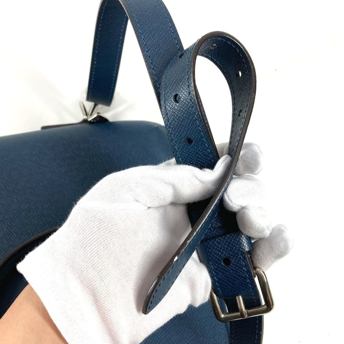 Louis Vuitton Blue Ocean Taiga Leather Leather Shoulder Bag Tote Bag (Pre-Owned)