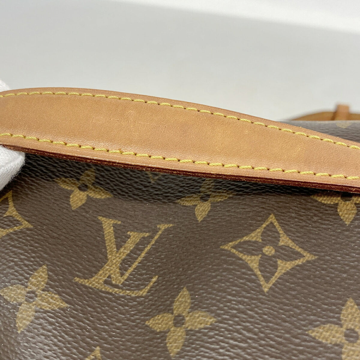 Louis Vuitton Brown Sling Bag (Pre-Owned)