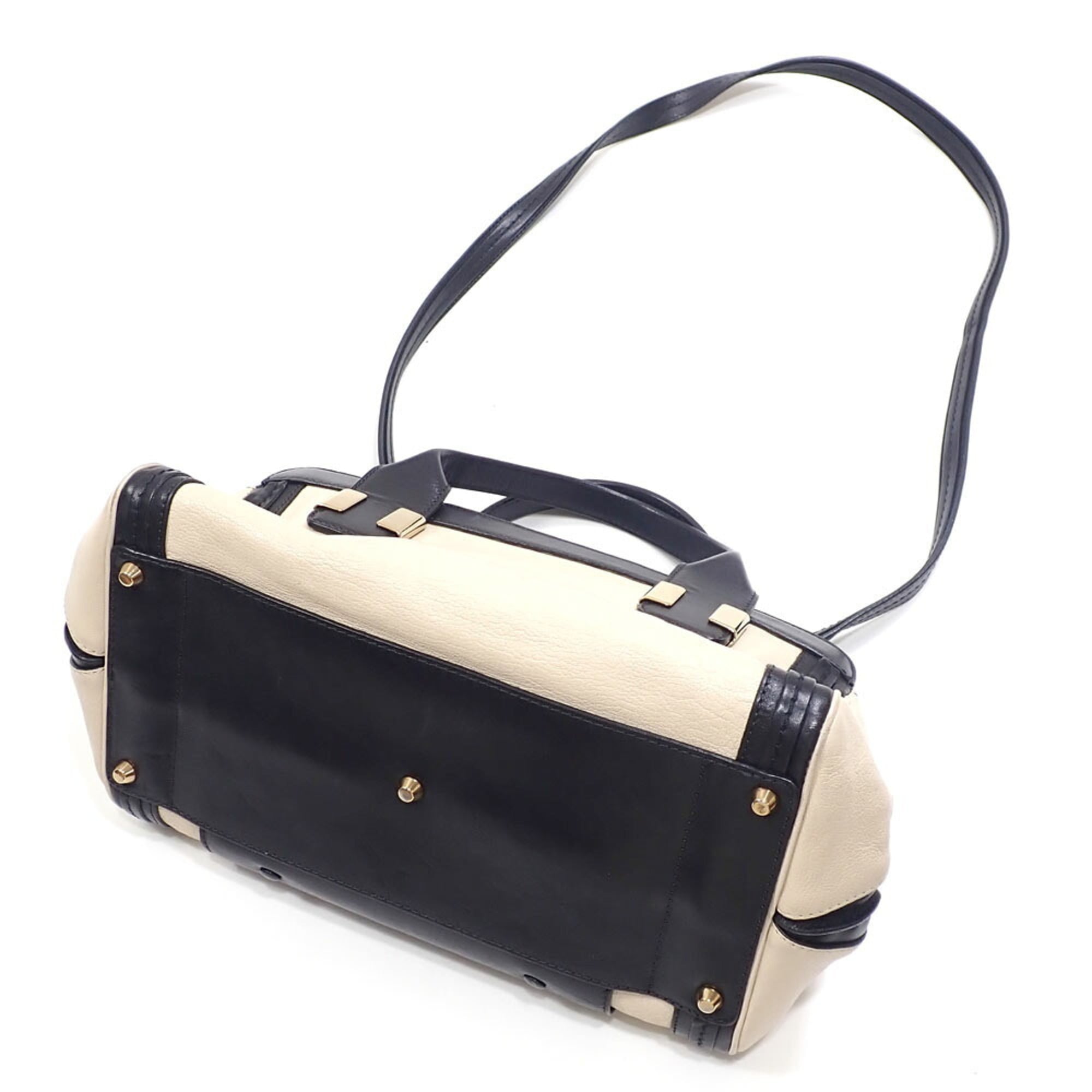 Chloé Black White Leather Handbag (Pre-Owned)