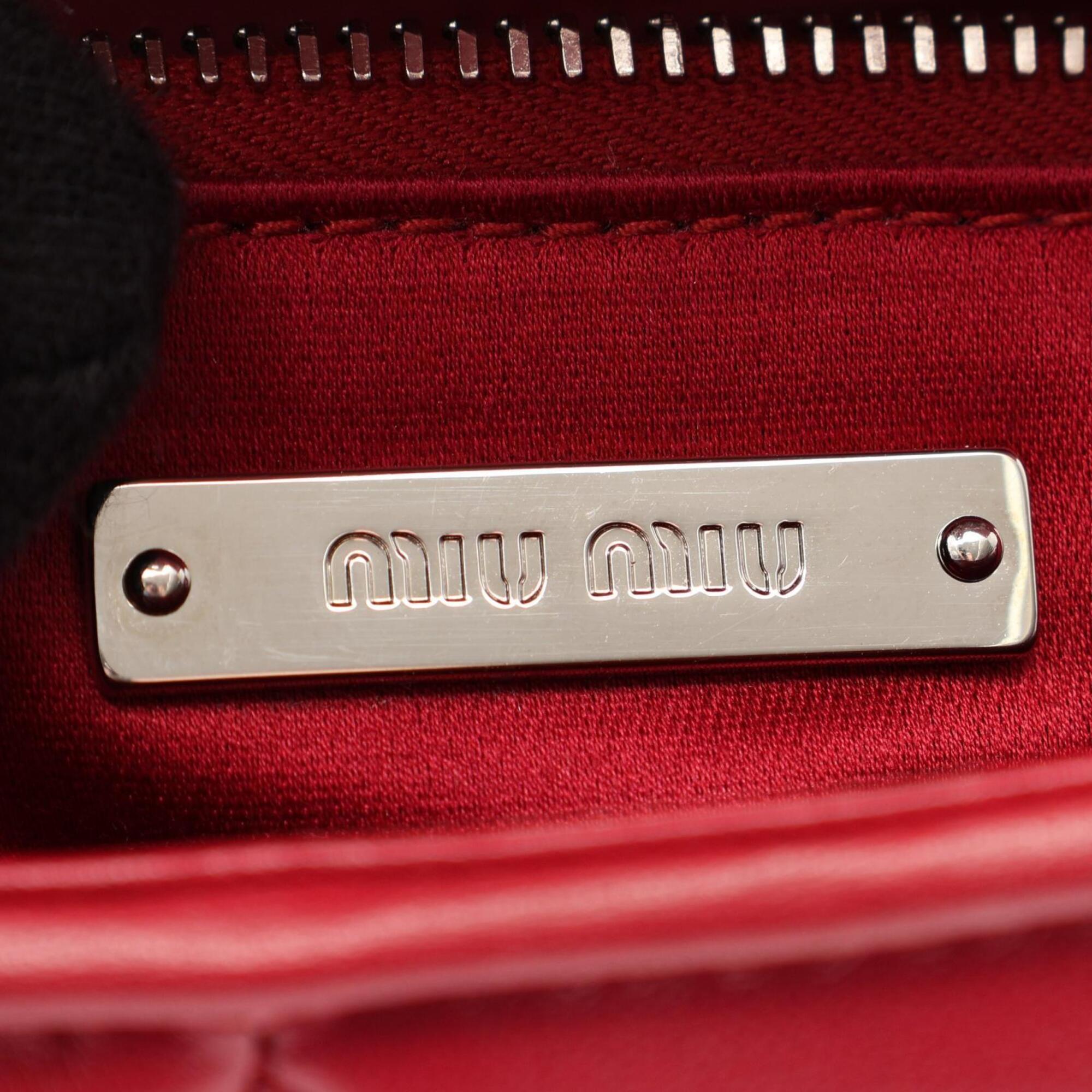 Miu Miu Red Color Leather Handbag Shoulder Bag (Pre-Owned)
