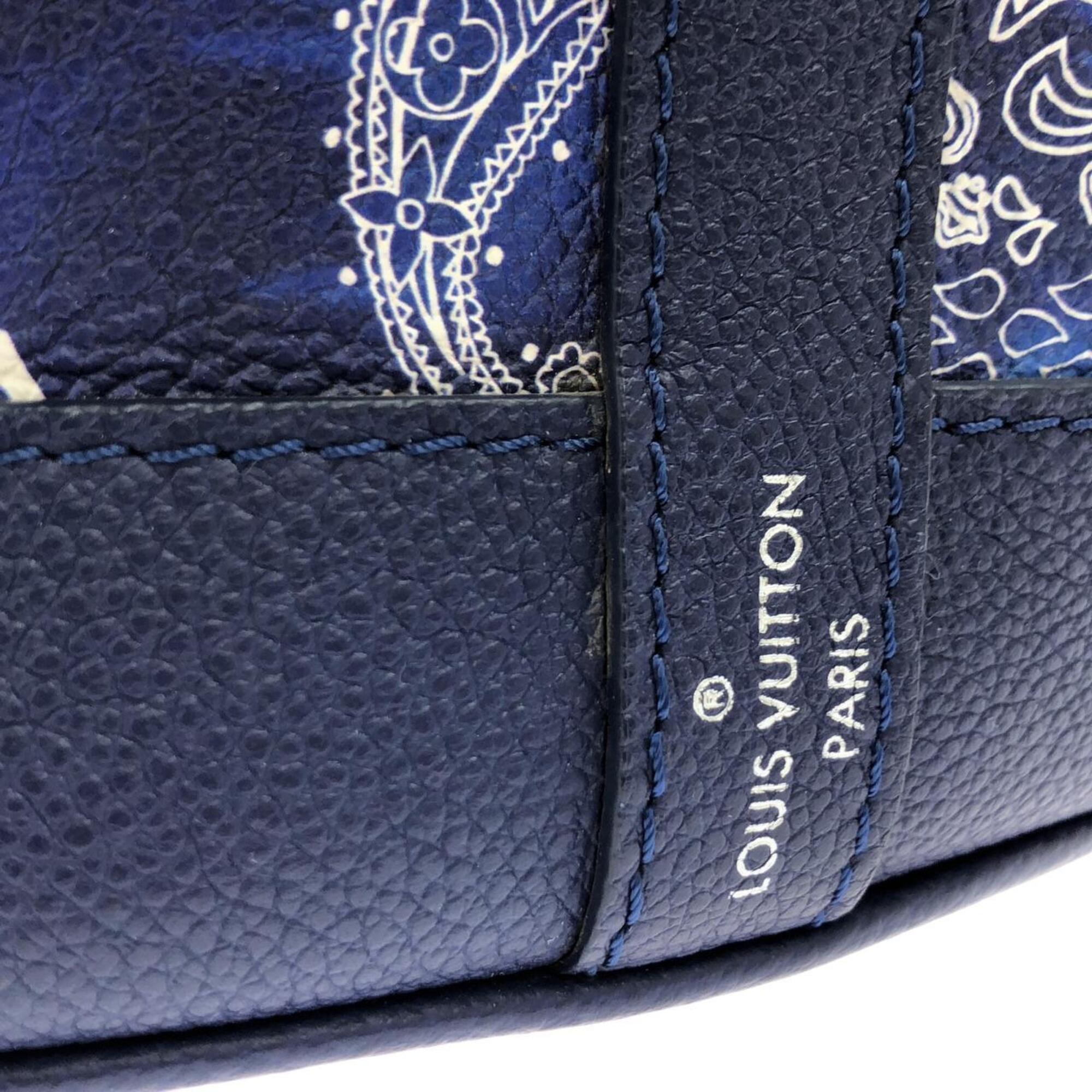 Louis Vuitton Blue Leather Shoulder Bag (Pre-Owned)