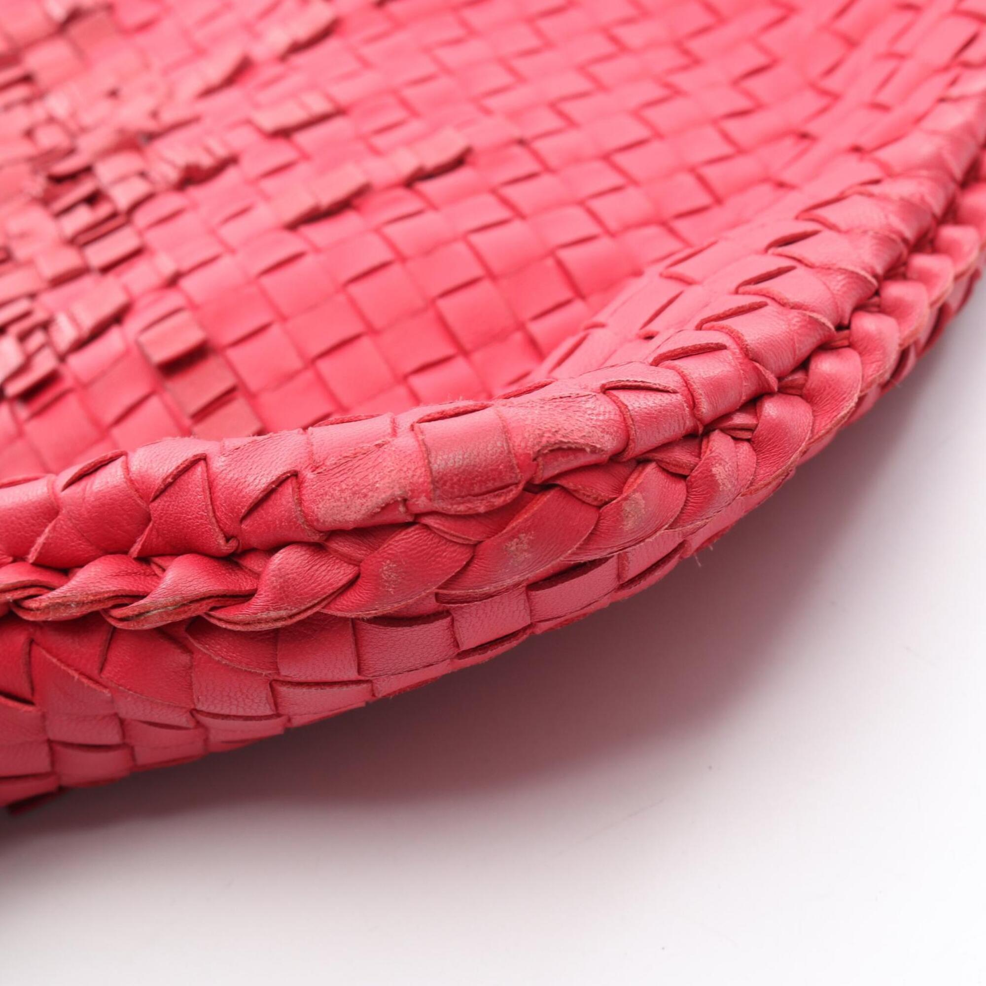 Bottega Veneta Pink Red Color Leather Handbag (Pre-Owned)