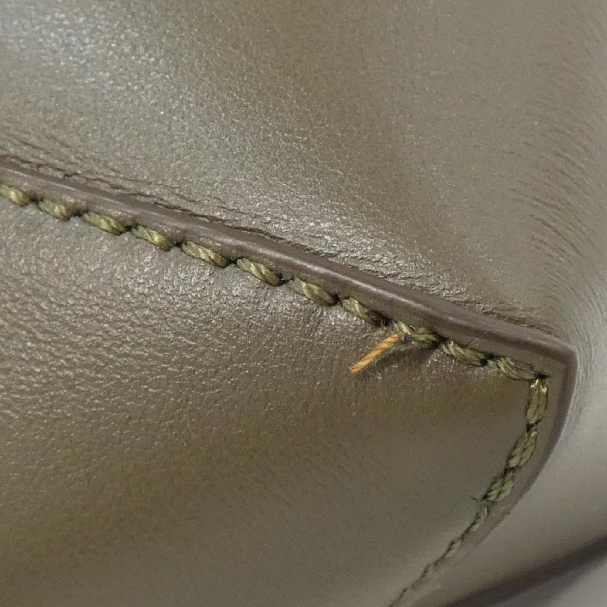 Loewe Puzzle Dark Khaki Leather Handbag (Pre-Owned)