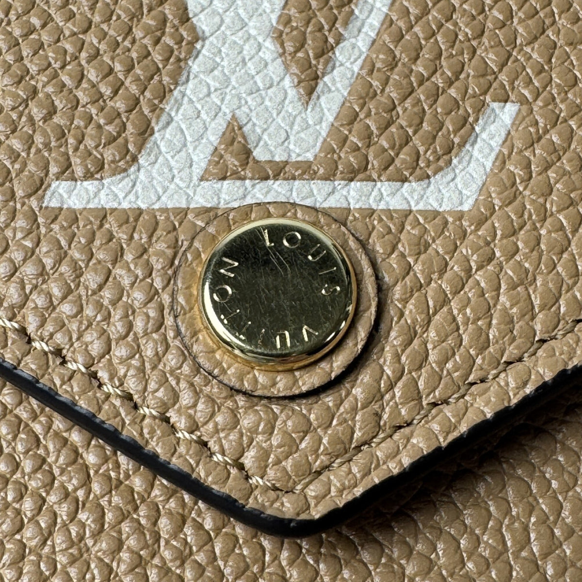 Louis Vuitton Beige Camel Leather Wallet (Tri-Fold) (Pre-Owned)
