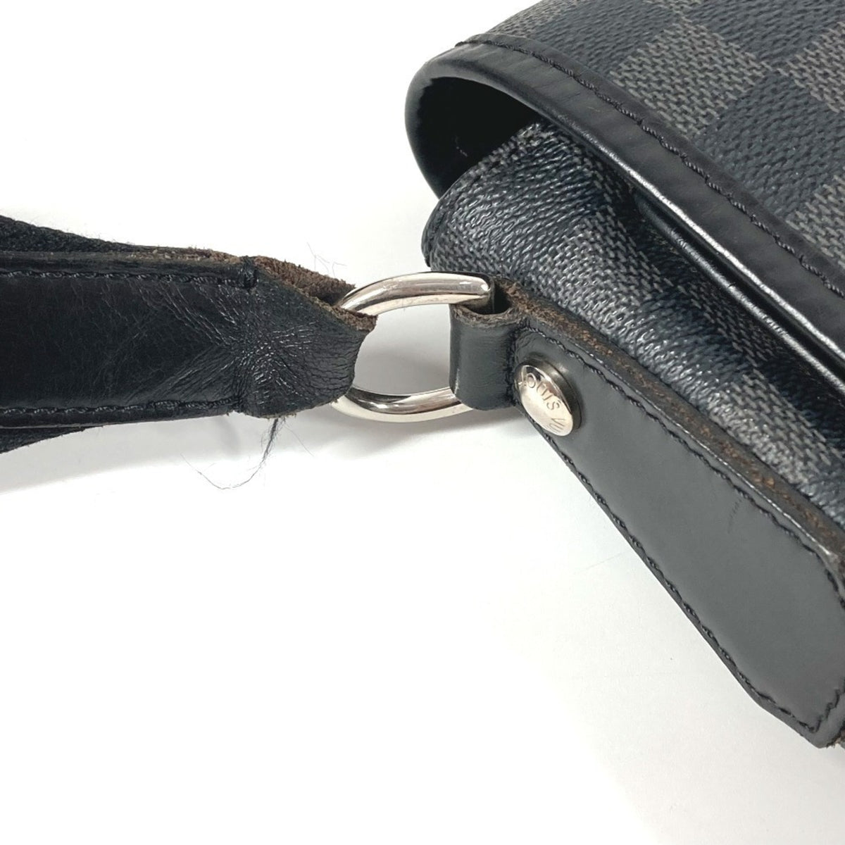 Louis Vuitton Black Damier Graphite Messenger Bag Shoulder Bag (Pre-Owned)