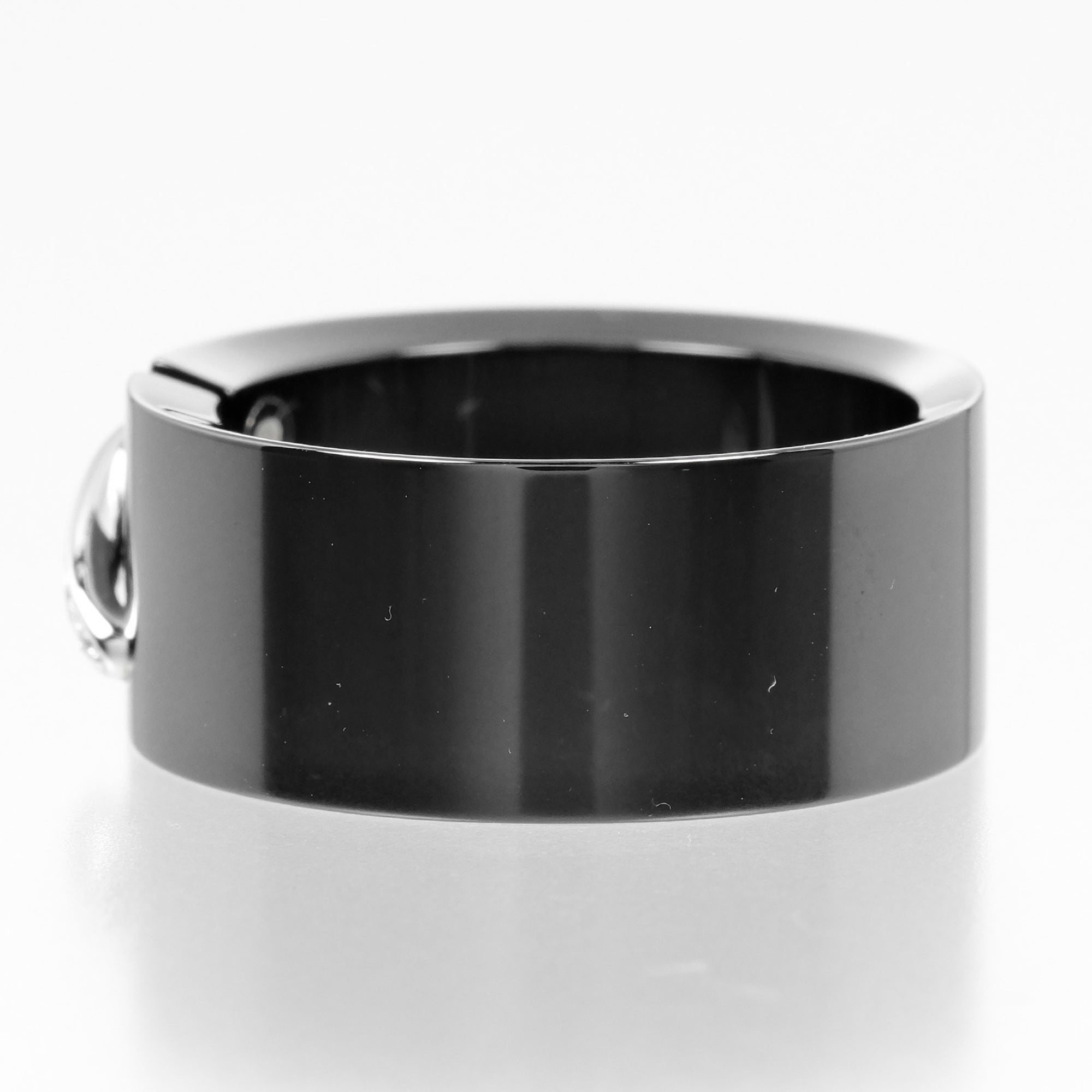 Chaumet Black White Gold Ceramic White Gold (18K) Band Ring (Pre-Owned)