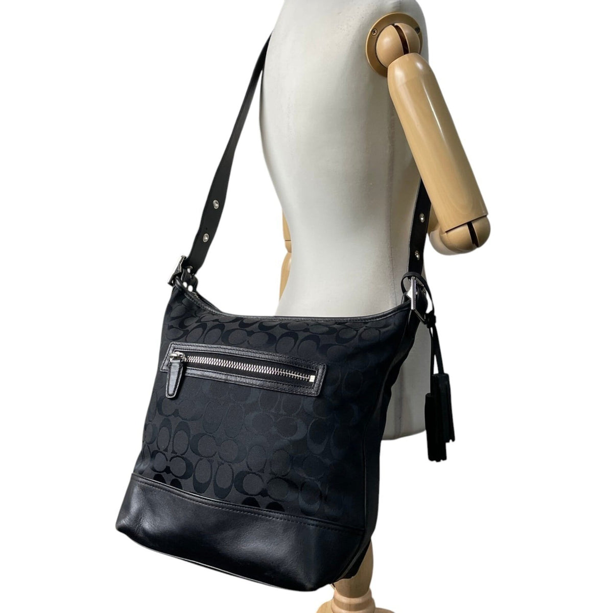 Coach Black Canvas Leather Crossbody Bag Shoulder Bag (Pre-Owned)