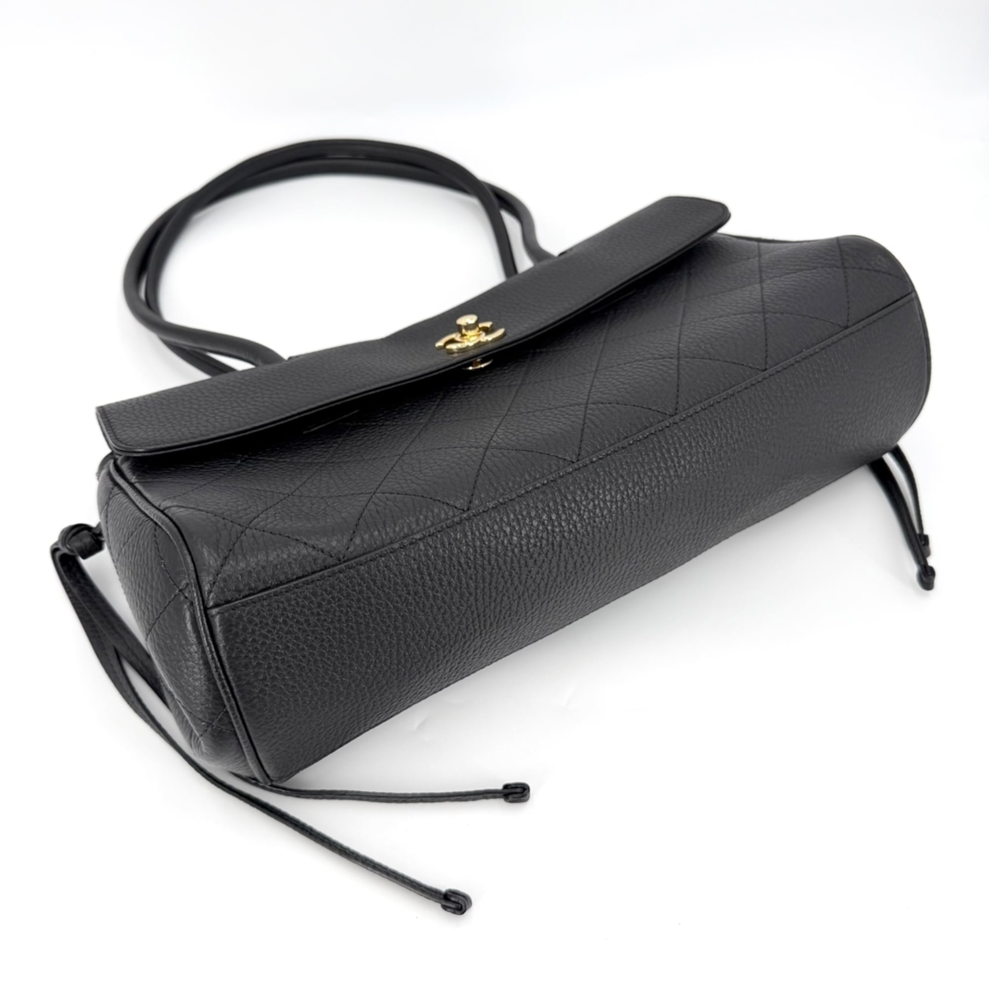 Chanel Black White Leather Shopping Bag Tote Bag (Pre-Owned)