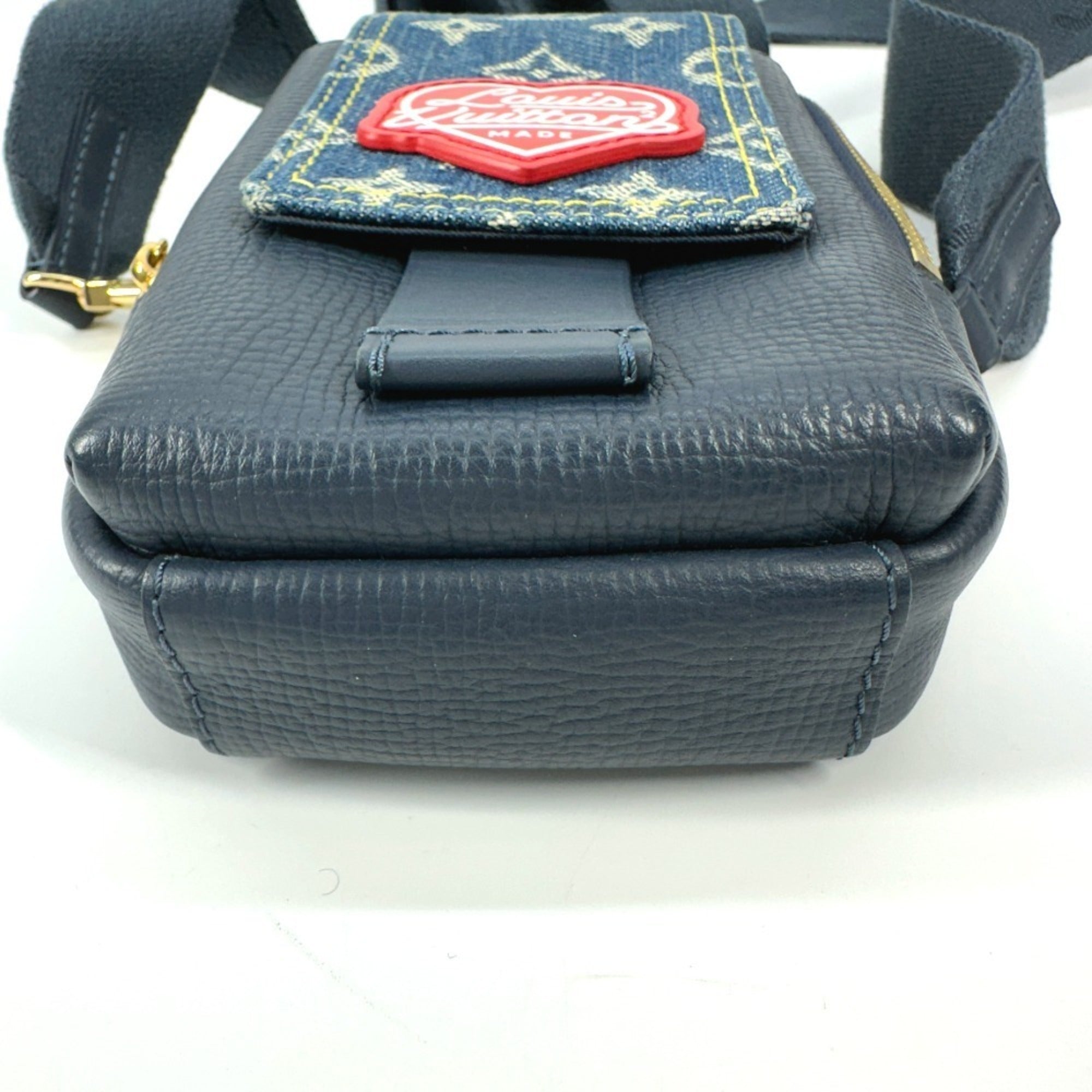 Louis Vuitton Blue Denim Leather Pochette Pouch Shoulder Bag (Pre-Owned)