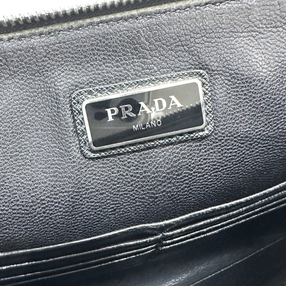 Prada Black Leather Clutch Bag (Pre-Owned)
