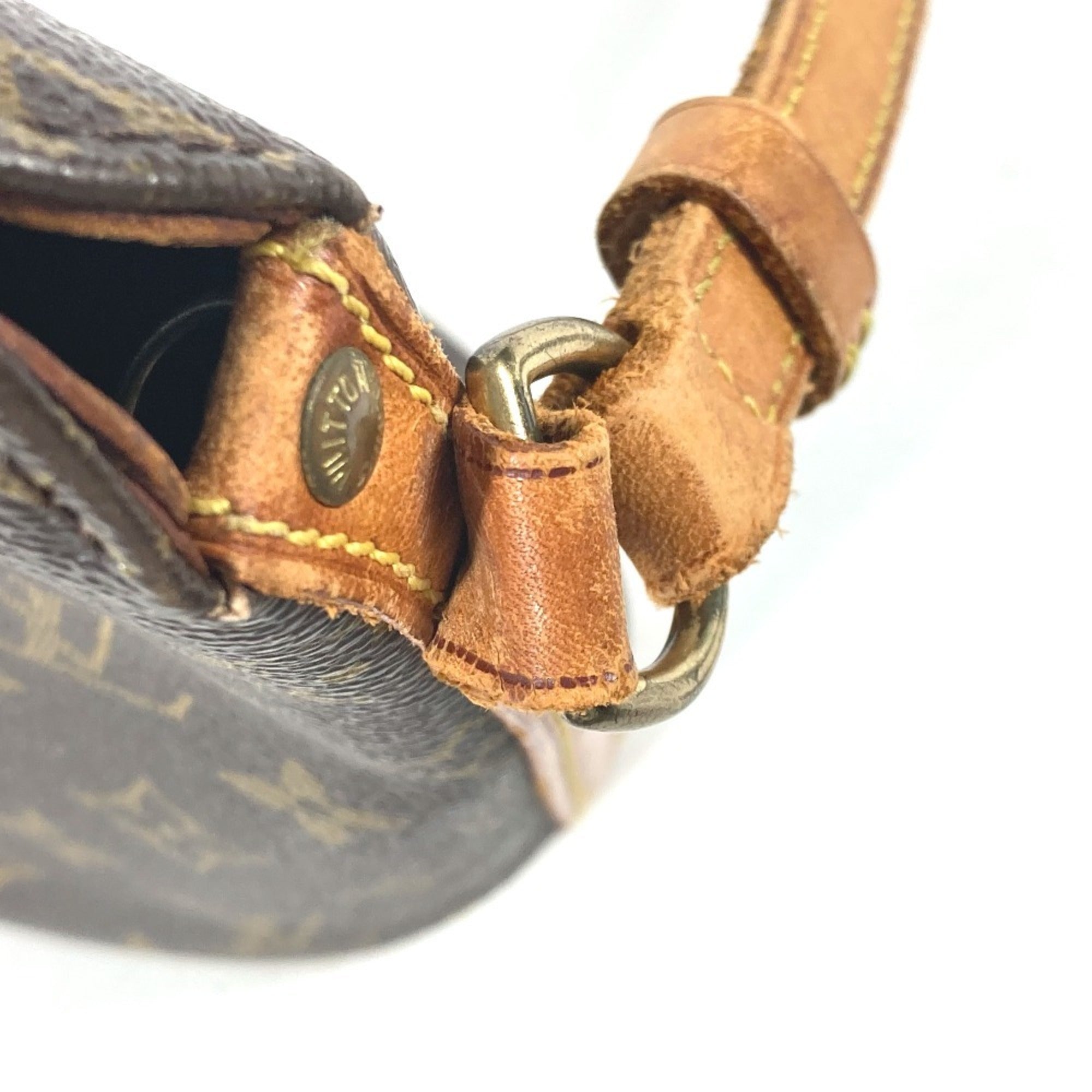 Louis Vuitton Brown Monogram Monogram Shoulder Bag (Pre-Owned)