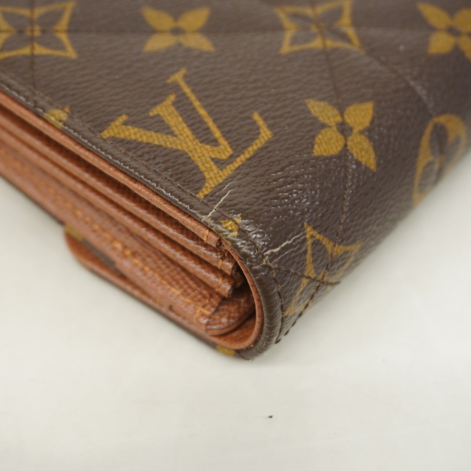 Louis Vuitton Brown Long Wallet (Bi-Fold) (Pre-Owned)