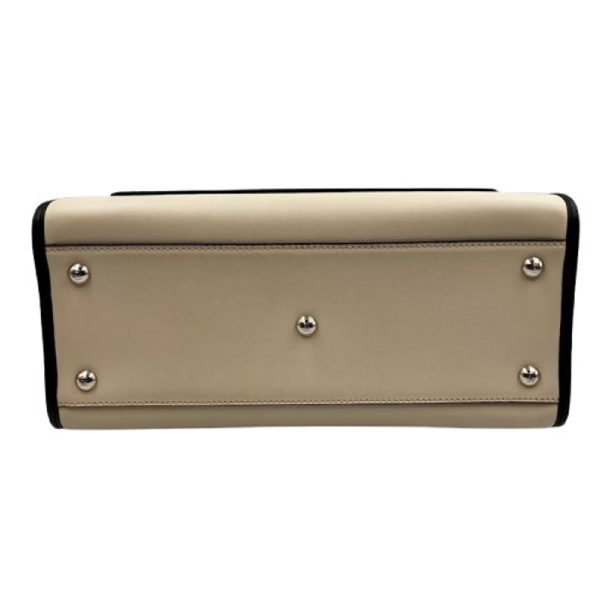 Fendi Beige Leather Handbag (Pre-Owned)