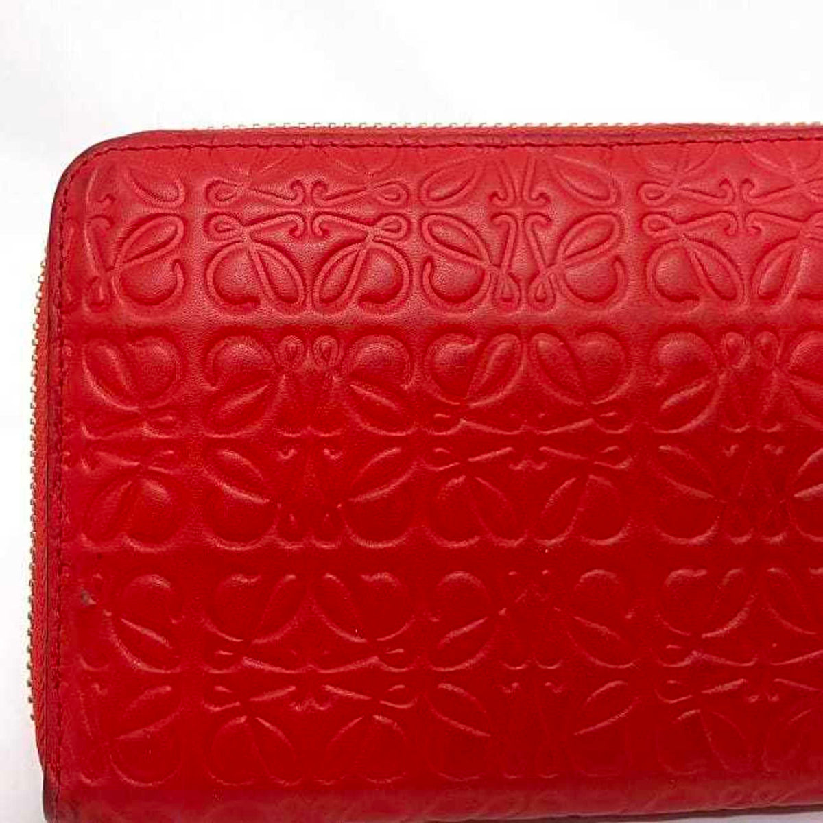Loewe Repeat Red Color Leather Long Wallet (Bi-Fold) (Pre-Owned)