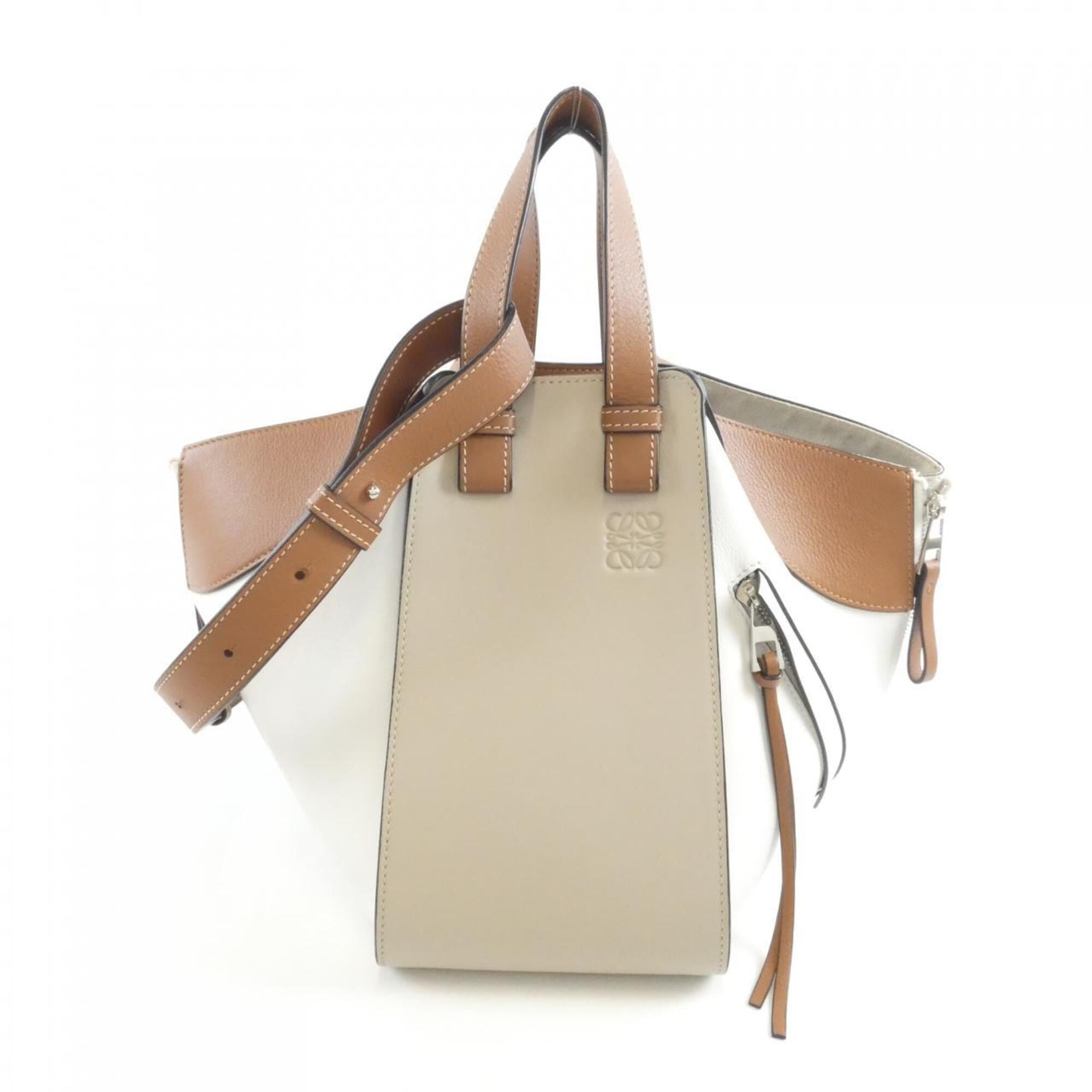 Loewe Hammock White Leather Shoulder Bag (Pre-Owned)