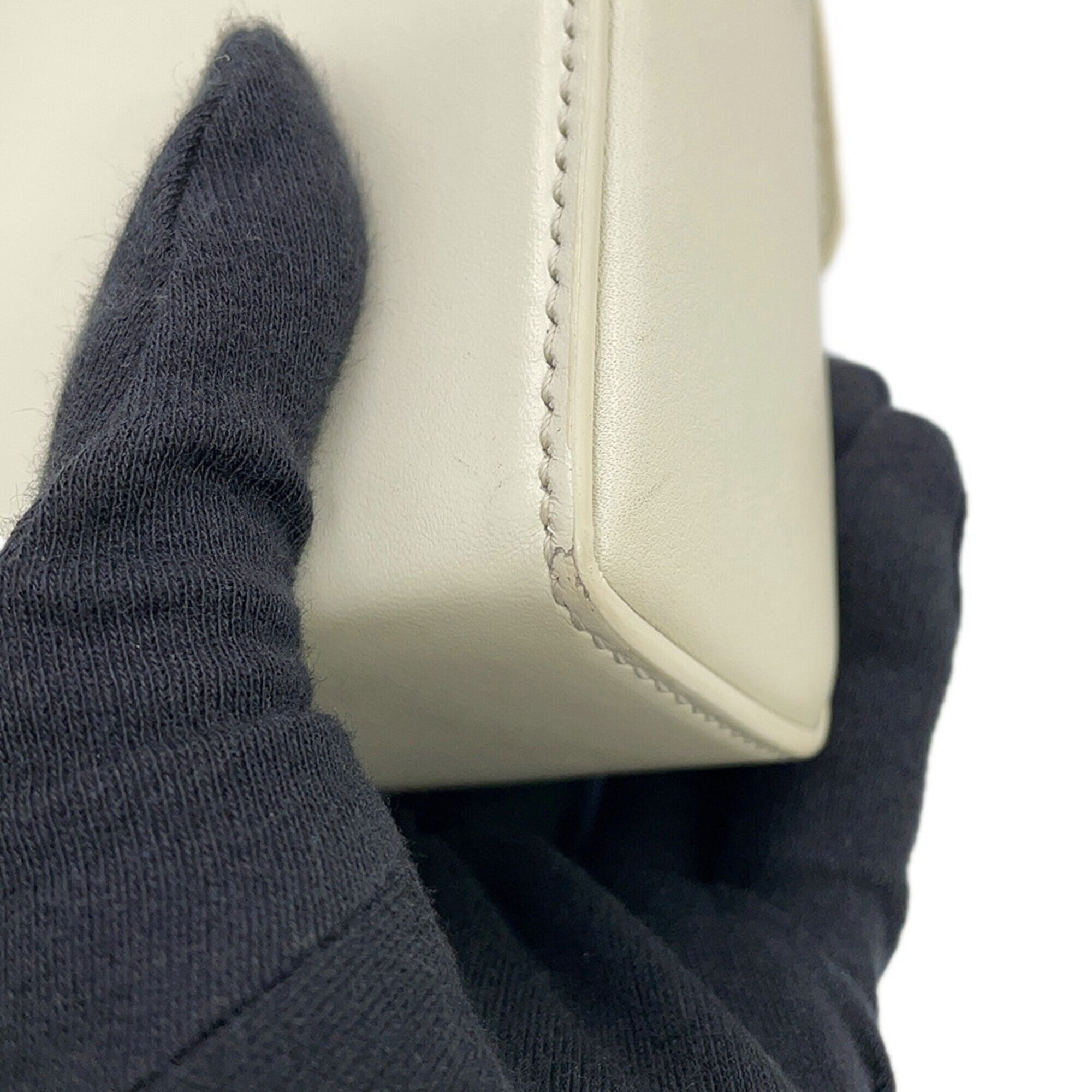 Christian Dior White Leather Handbag Shoulder Bag (Pre-Owned)