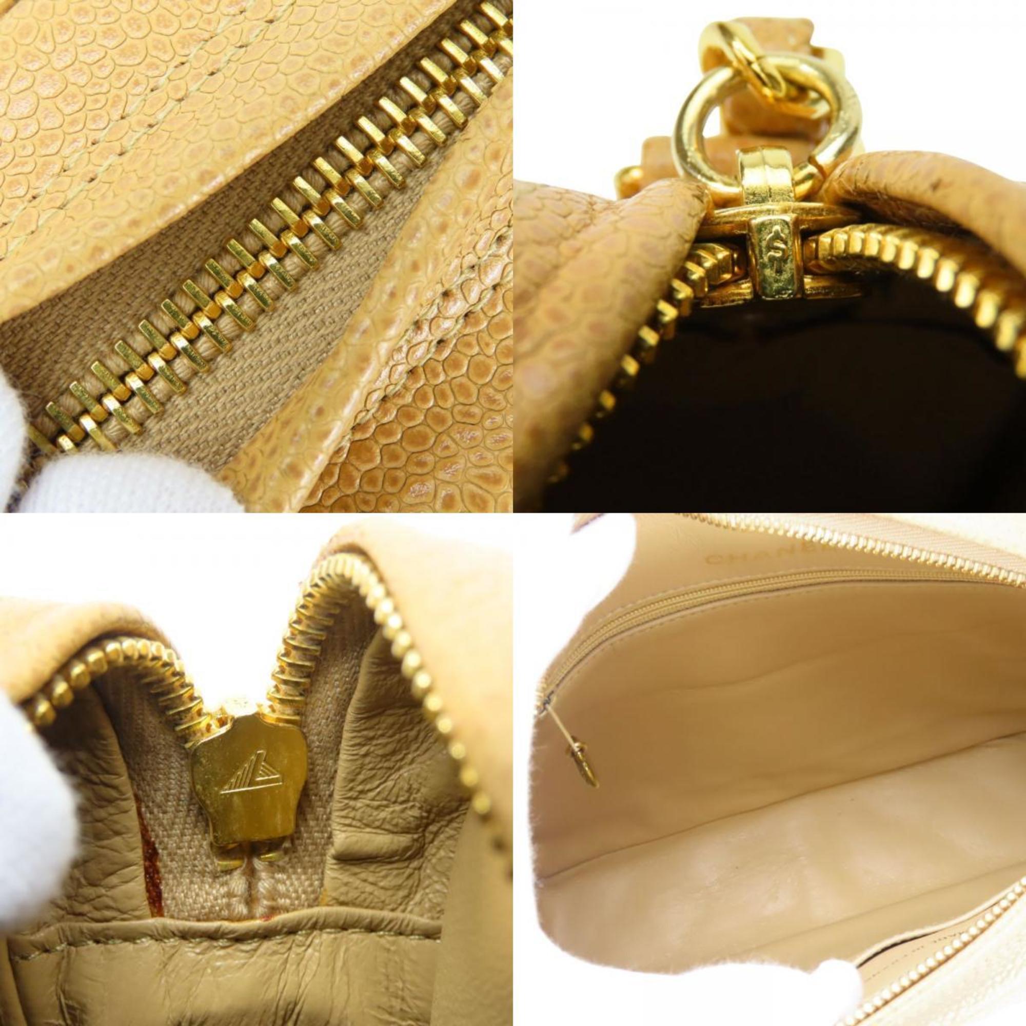 Chanel Beige Grained Calfskin Shoulder Bag (Pre-Owned)