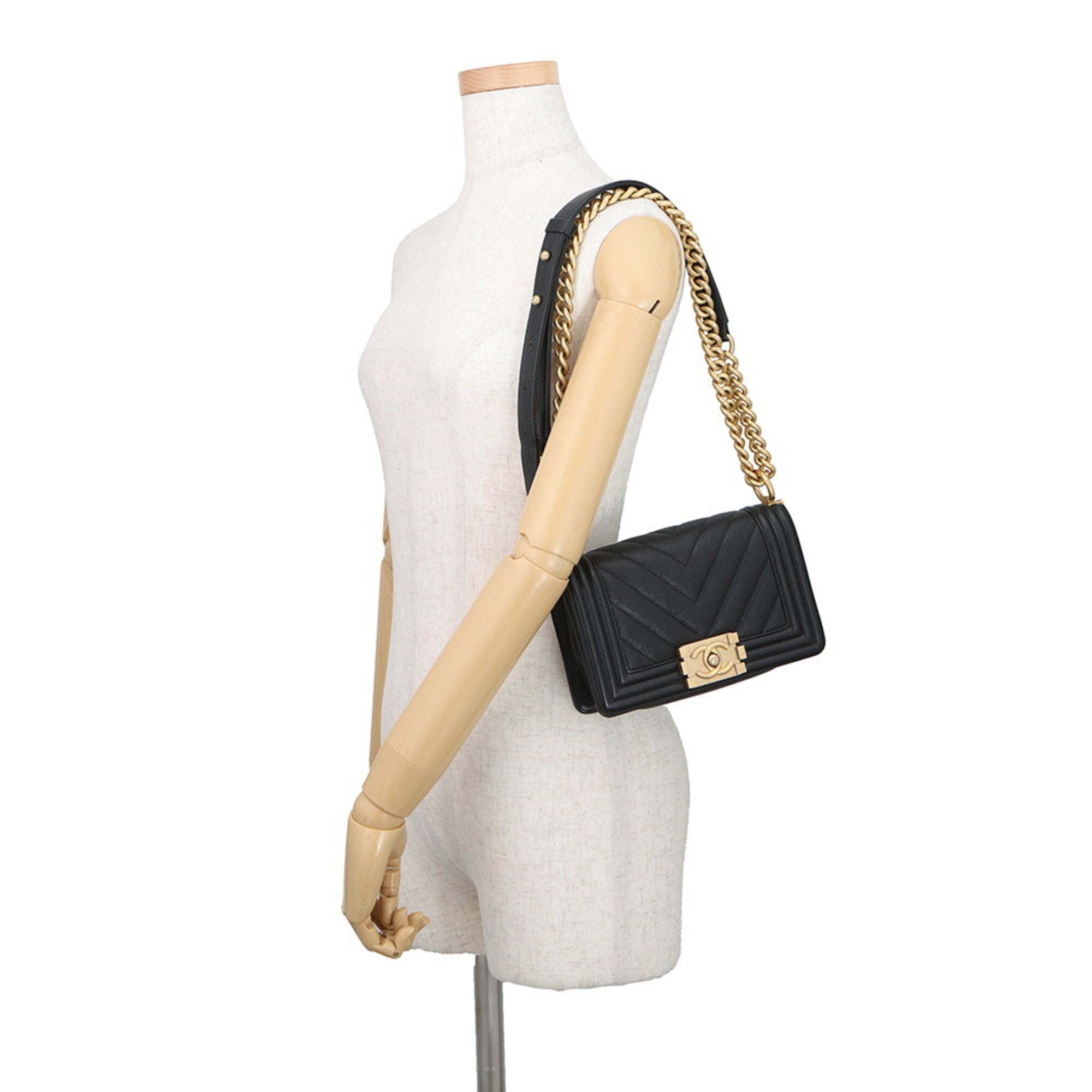 Chanel Matelasse Black Grained Calfskin Handbag Shoulder Bag (Pre-Owned)