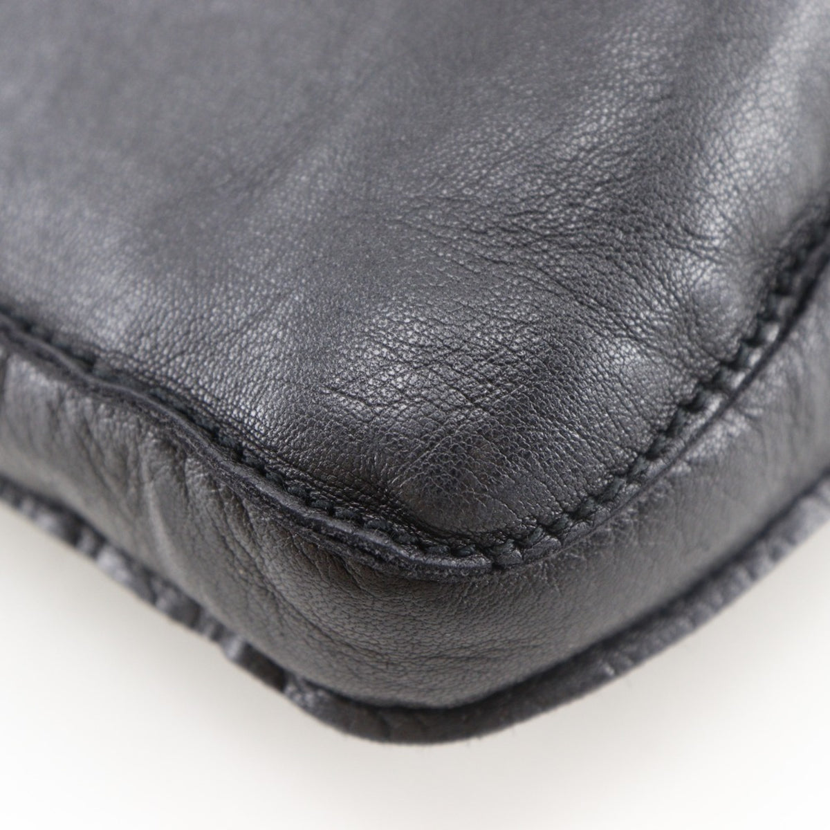 Hermes Black Leather Shoulder Bag (Pre-Owned)