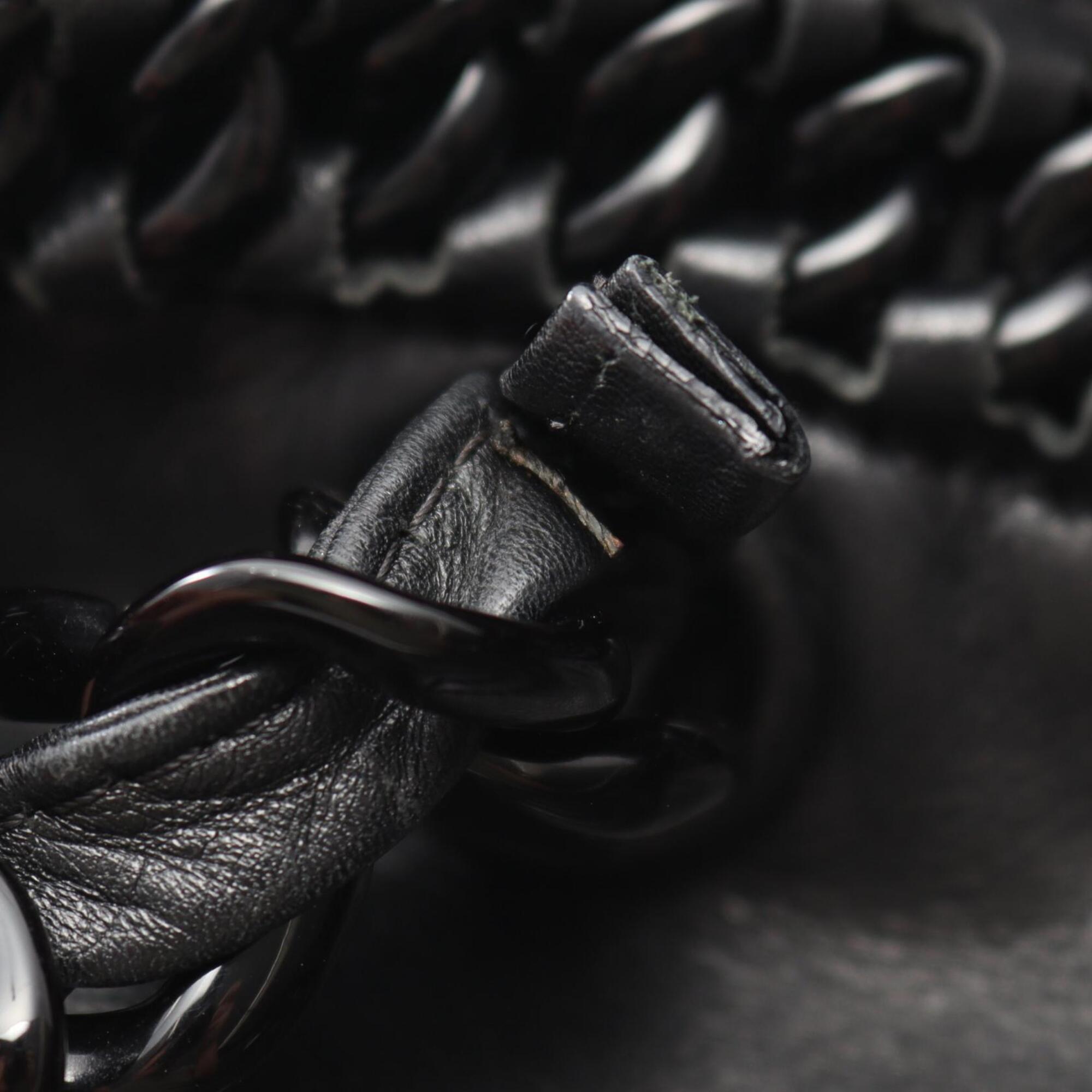Chanel Black Leather Handbag Shoulder Bag (Pre-Owned)