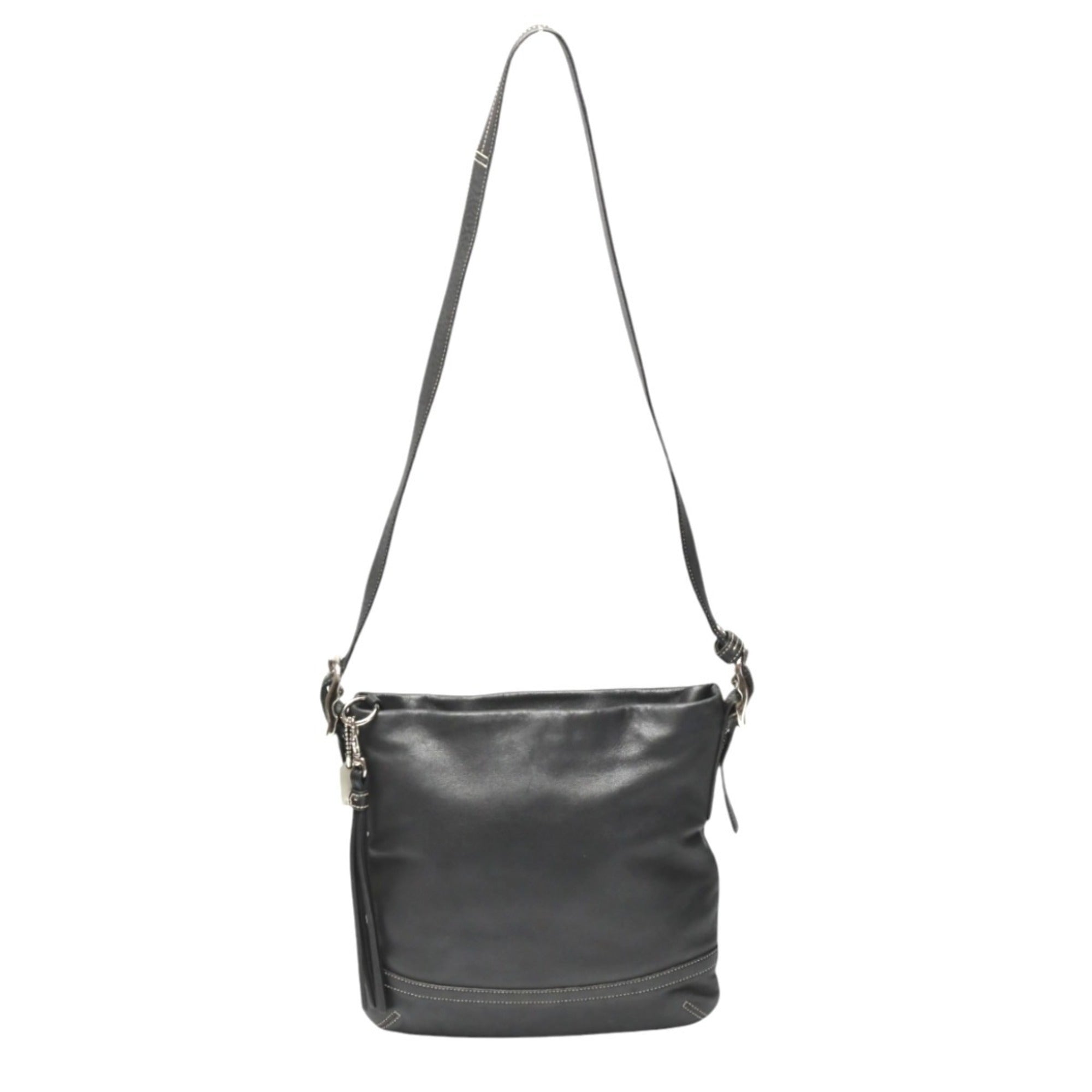 Coach Black Leather Shoulder Bag (Pre-Owned)