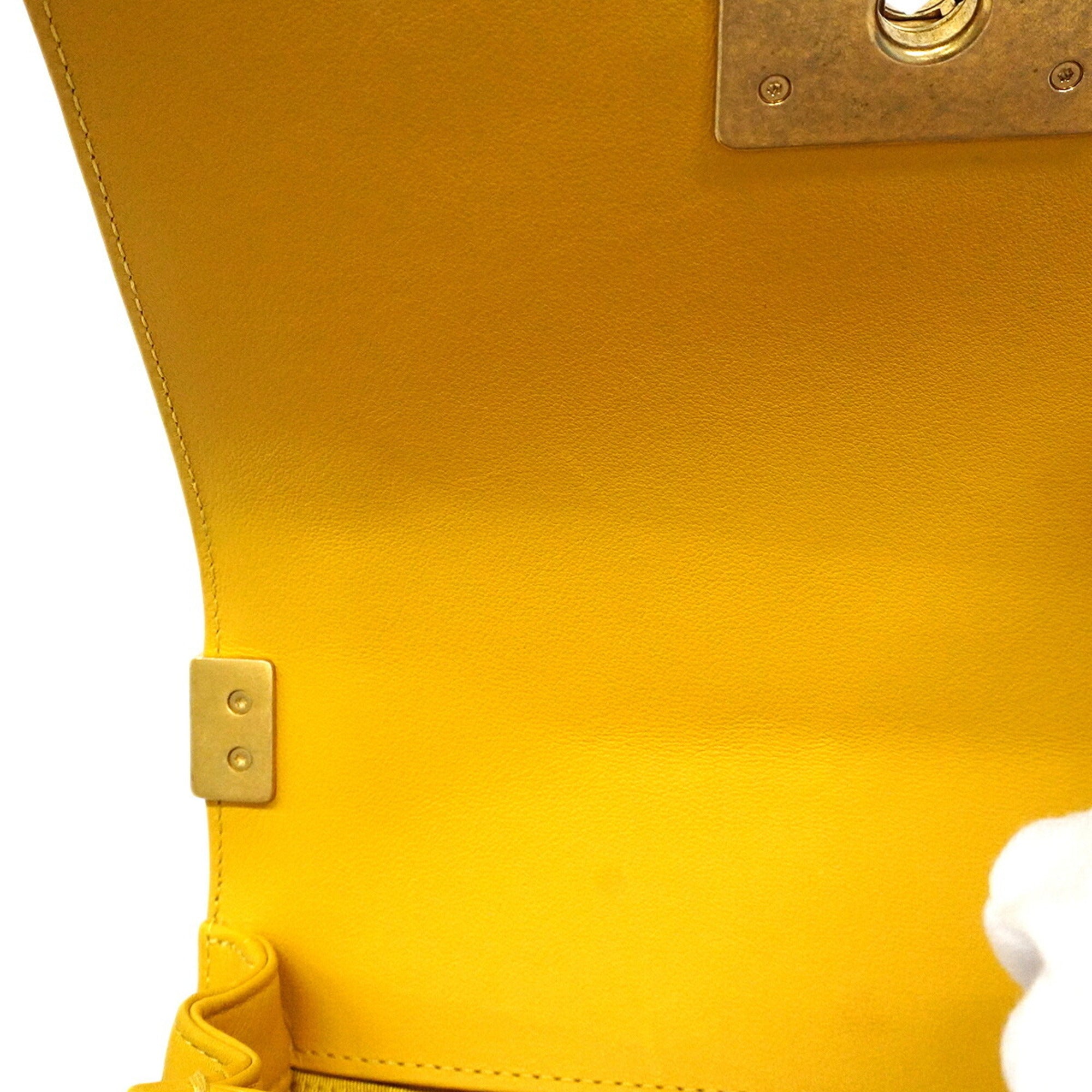 Chanel Yellow Leather Shoulder Bag (Pre-Owned)