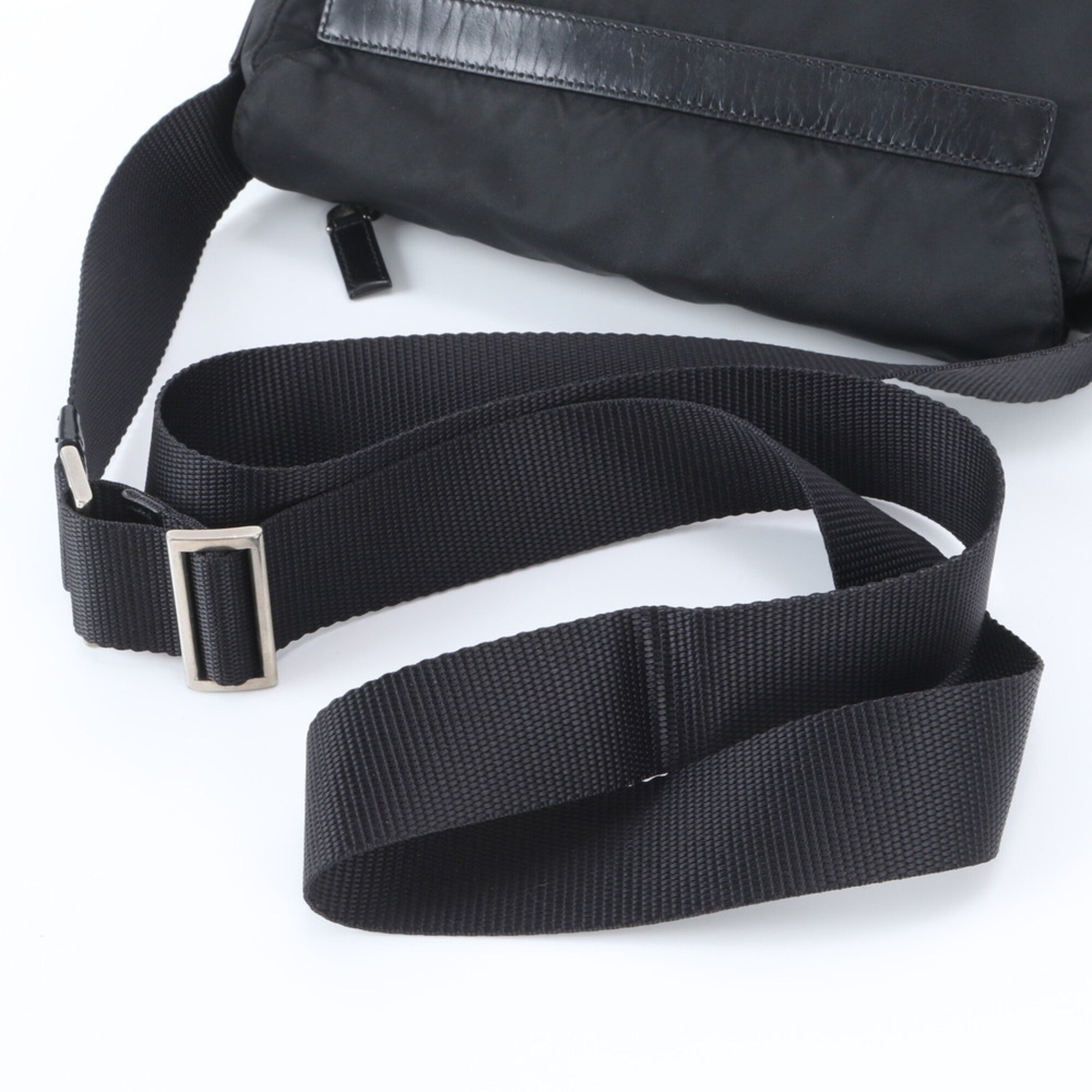 Prada Black Nylon Shoulder Bag (Pre-Owned)