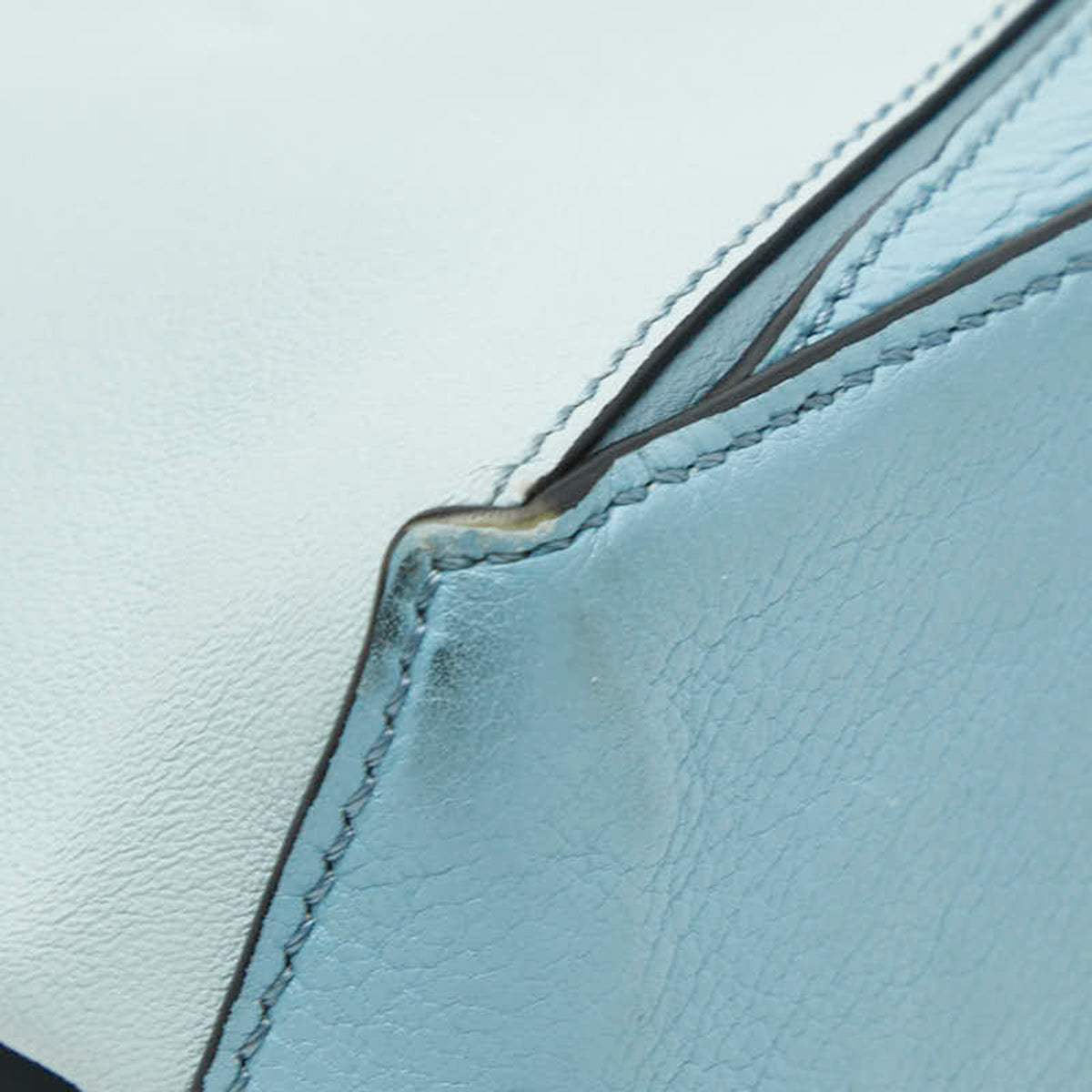 Loewe Blue Leather Shoulder Bag (Pre-Owned)