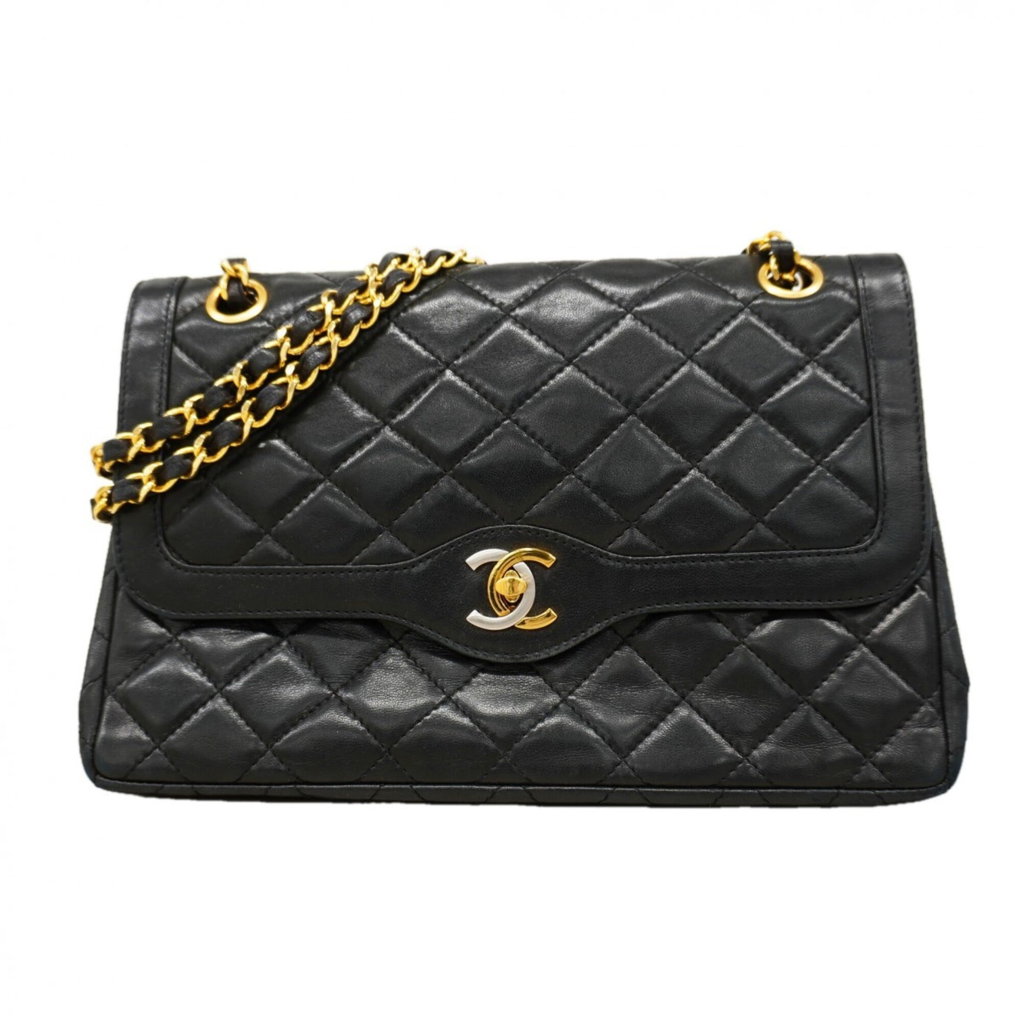 Chanel Black Leather Shoulder Bag (Pre-Owned)