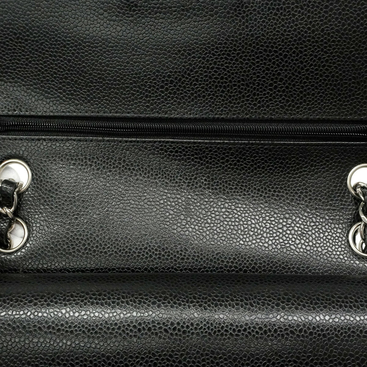 Chanel Black Grained Calfskin Shoulder Bag (Pre-Owned)