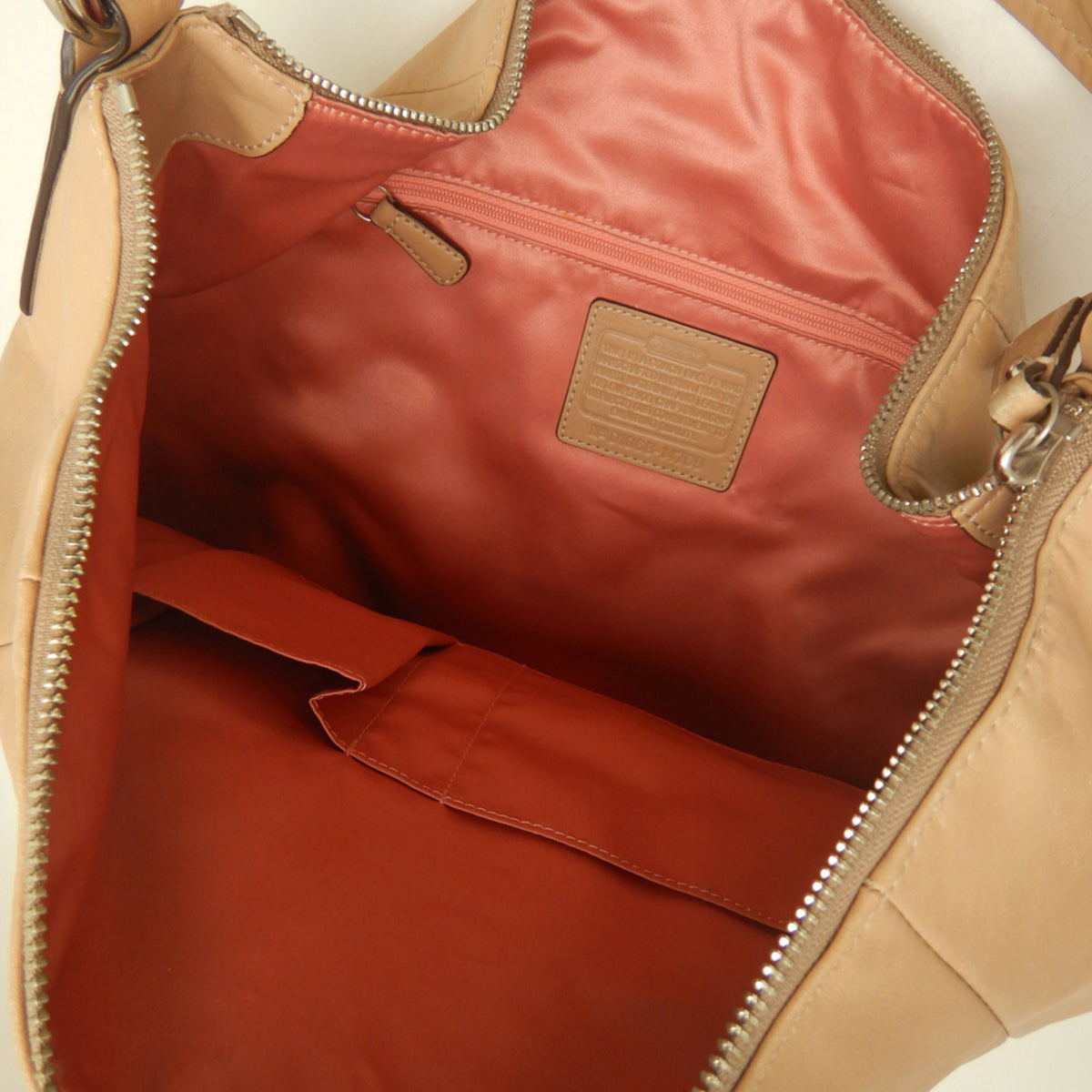 Coach Kristin Beige Leather Shoulder Bag (Pre-Owned)