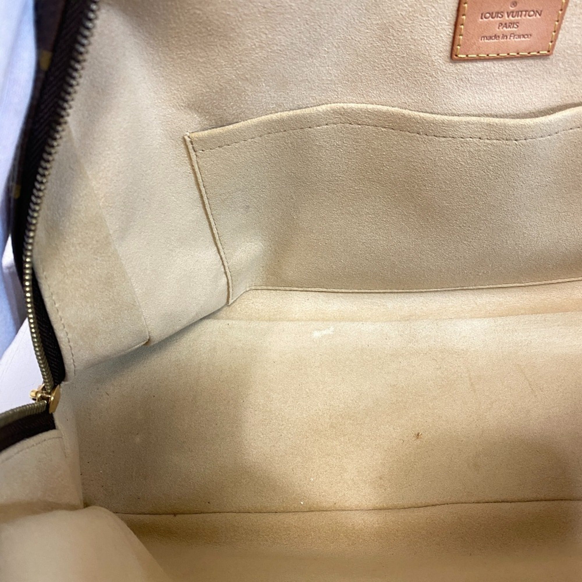 Louis Vuitton Brown Monogram Monogram Leather Handbag (Pre-Owned)